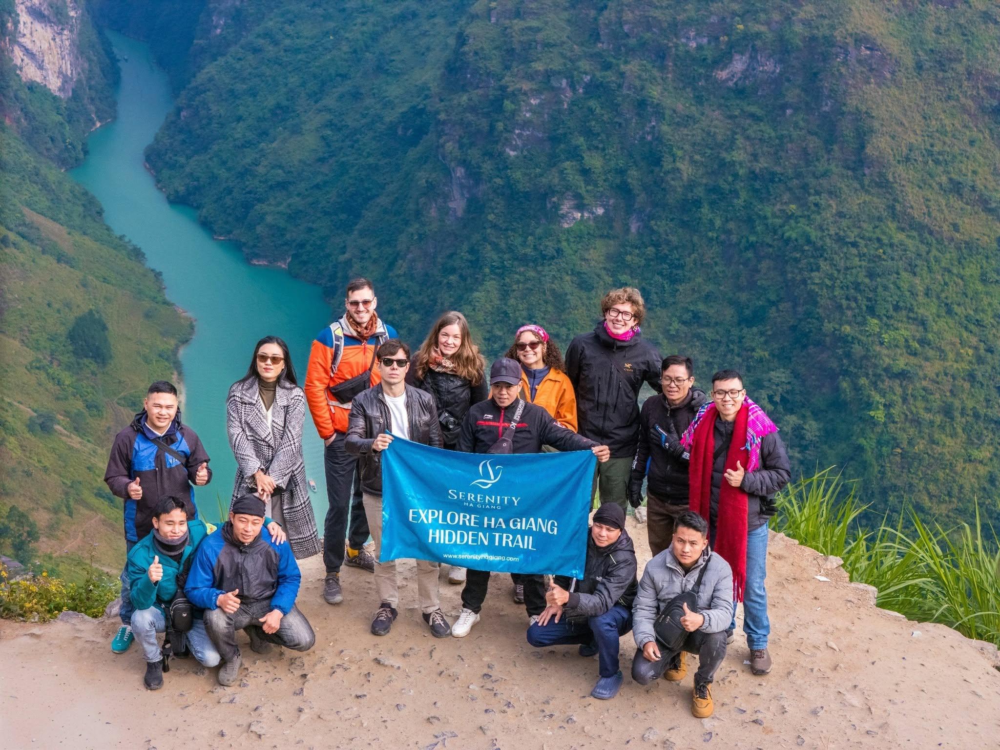 Ha Giang & Cao Bang: 5-Day Motorbike Adventure