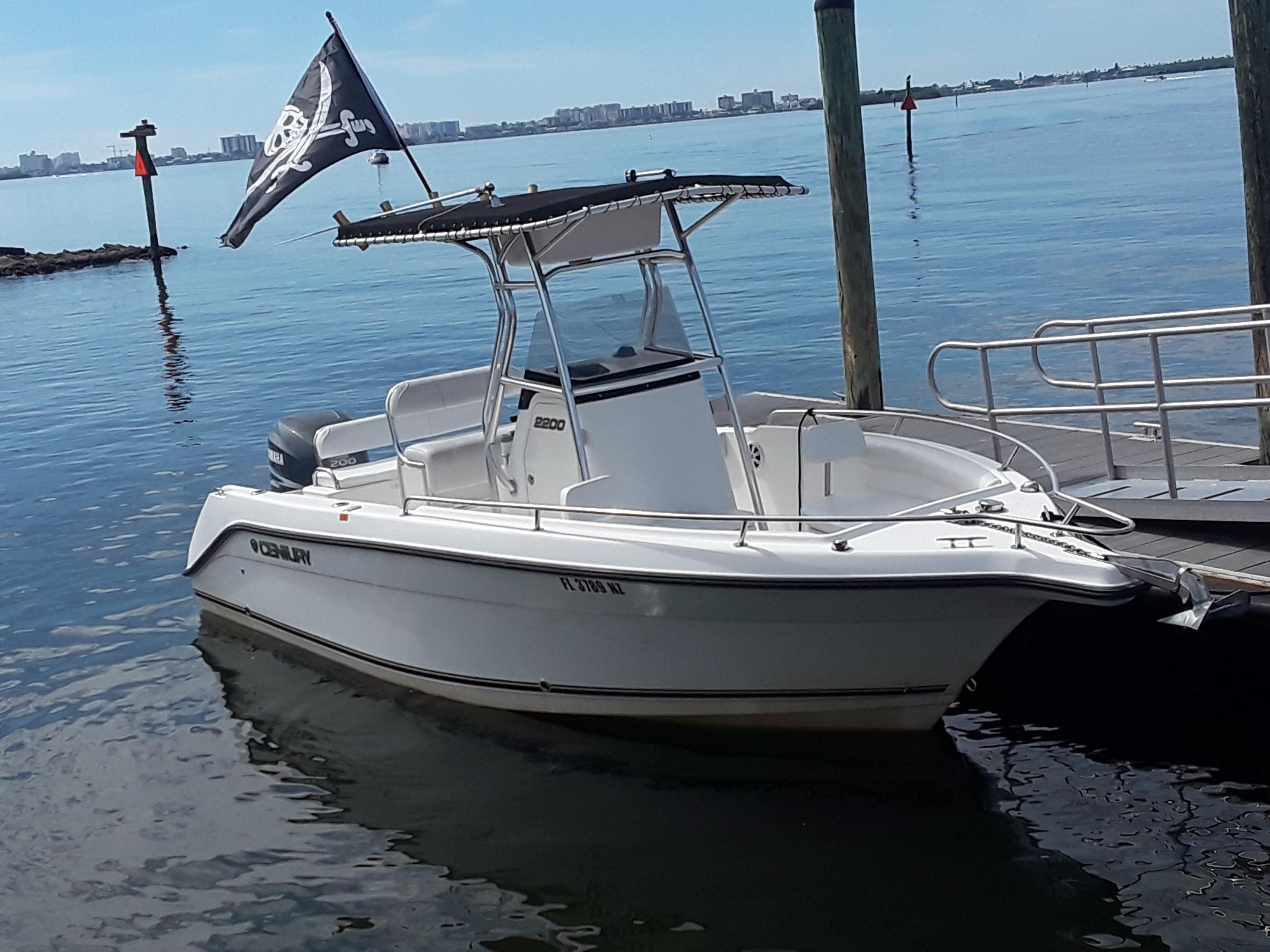 Aluguel de barco privado na Flórida com opções de golfinhos e pôr do sol