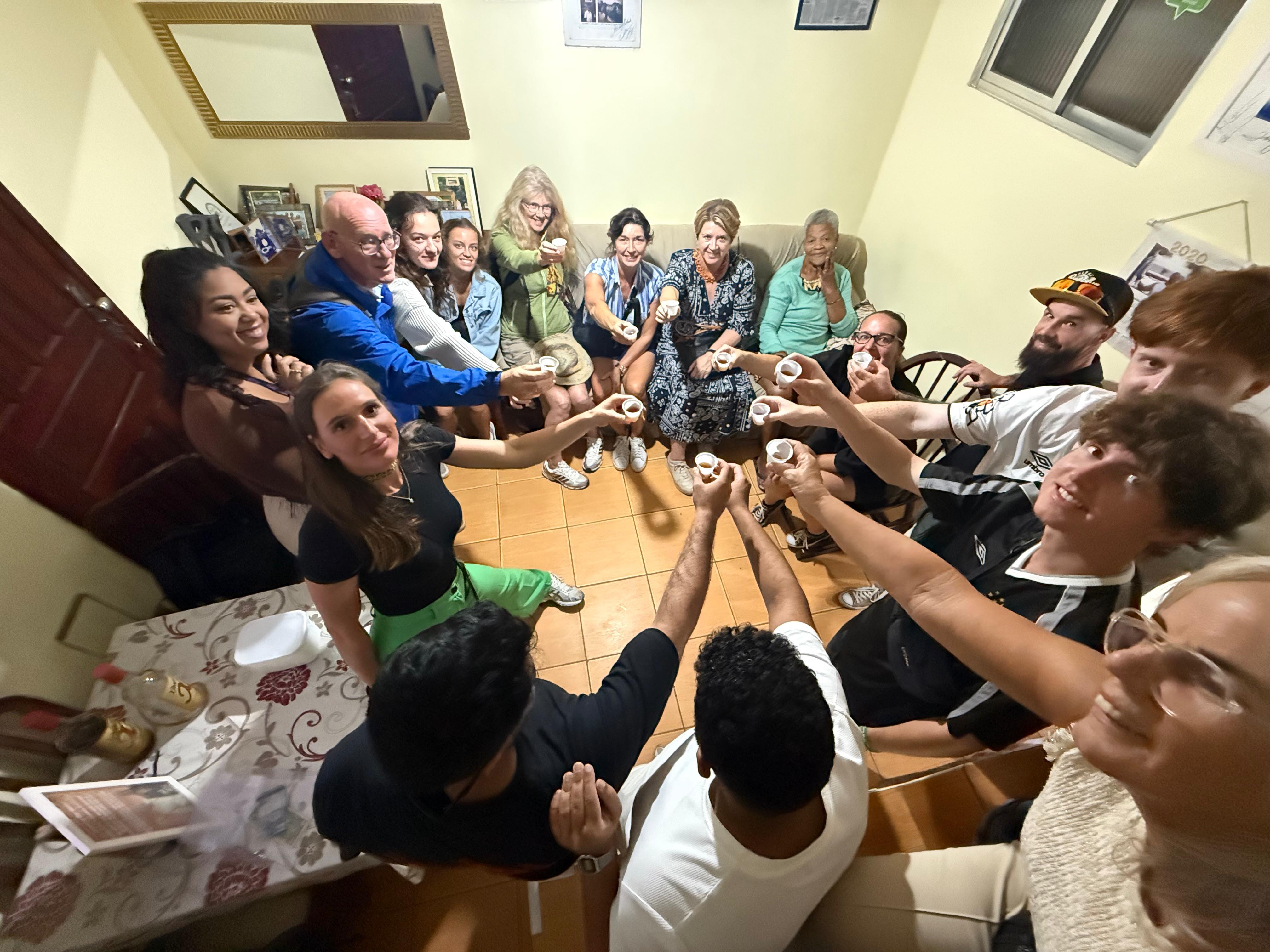 Rio de Janeiro: Santa Marta Favela Guided Walking Tour