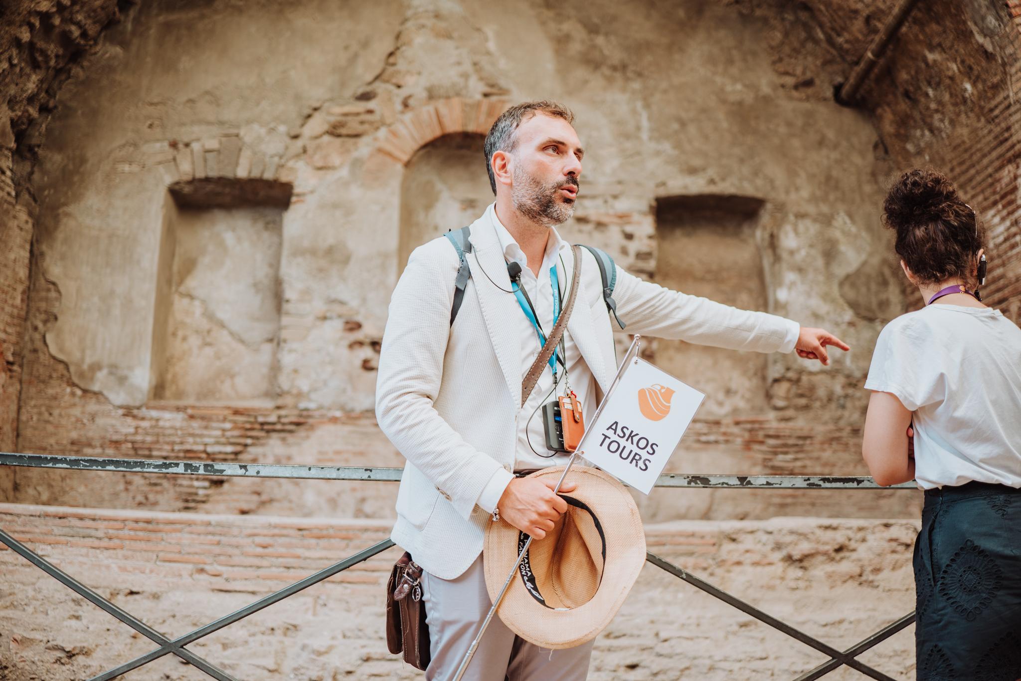 Pompeii archaeologist tour — guided walk through the ancient Roman city — image 6