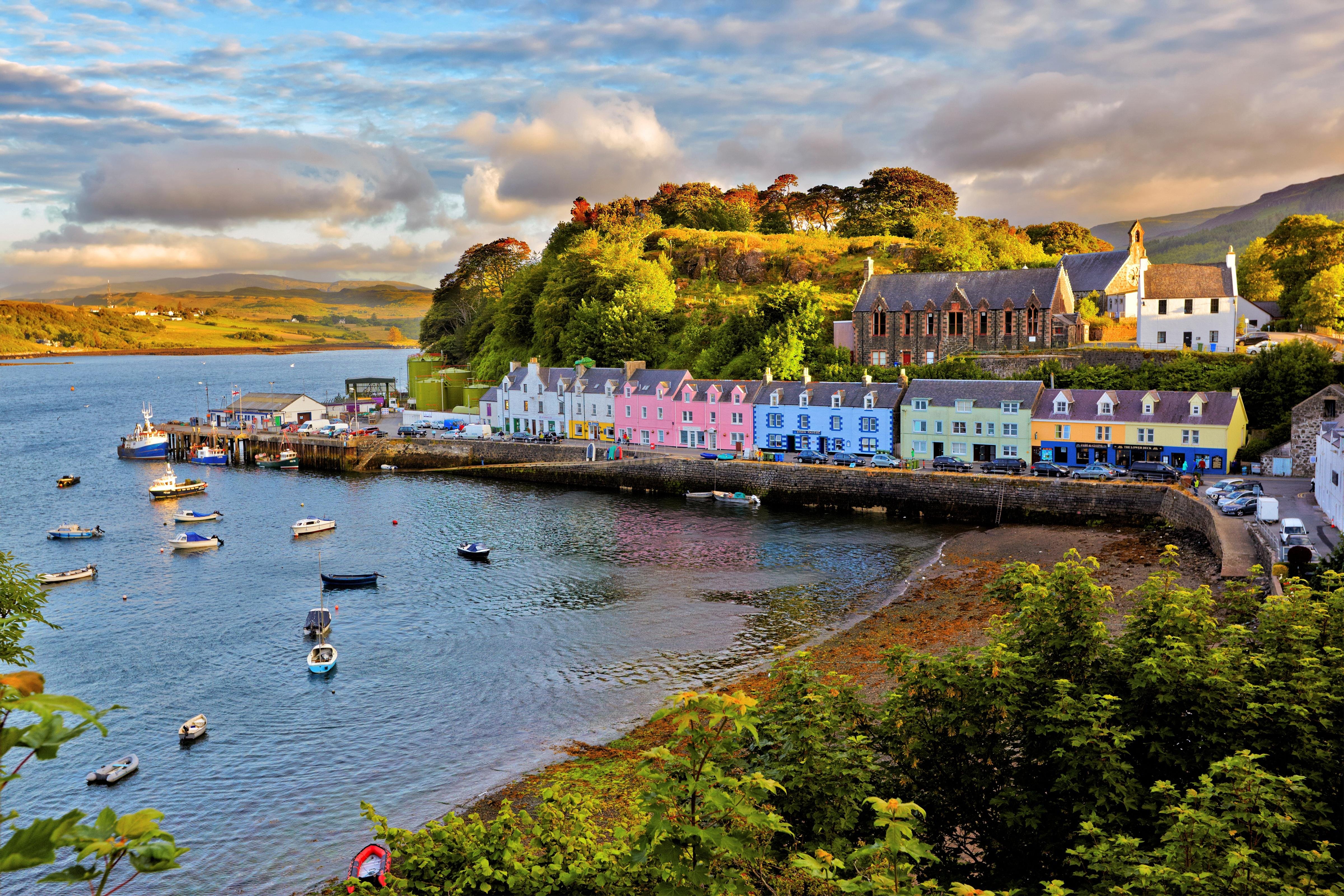 Edinburgh: 4-Day Isle of Skye, Jacobite Steam Train & Whisky
