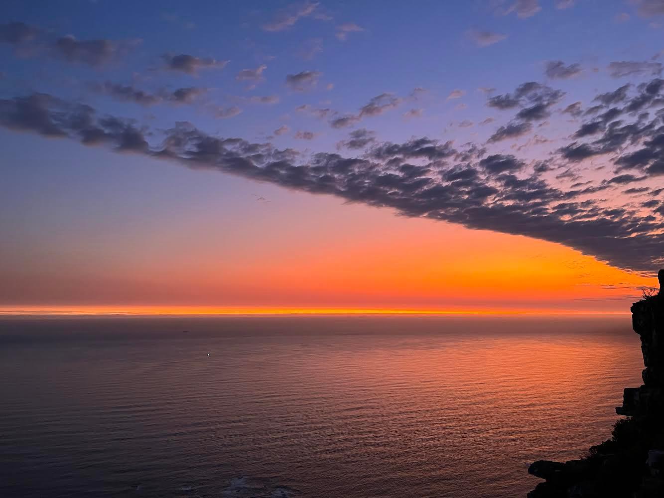 Cape Town: Lion's Head or Table Mountain Guided Hike