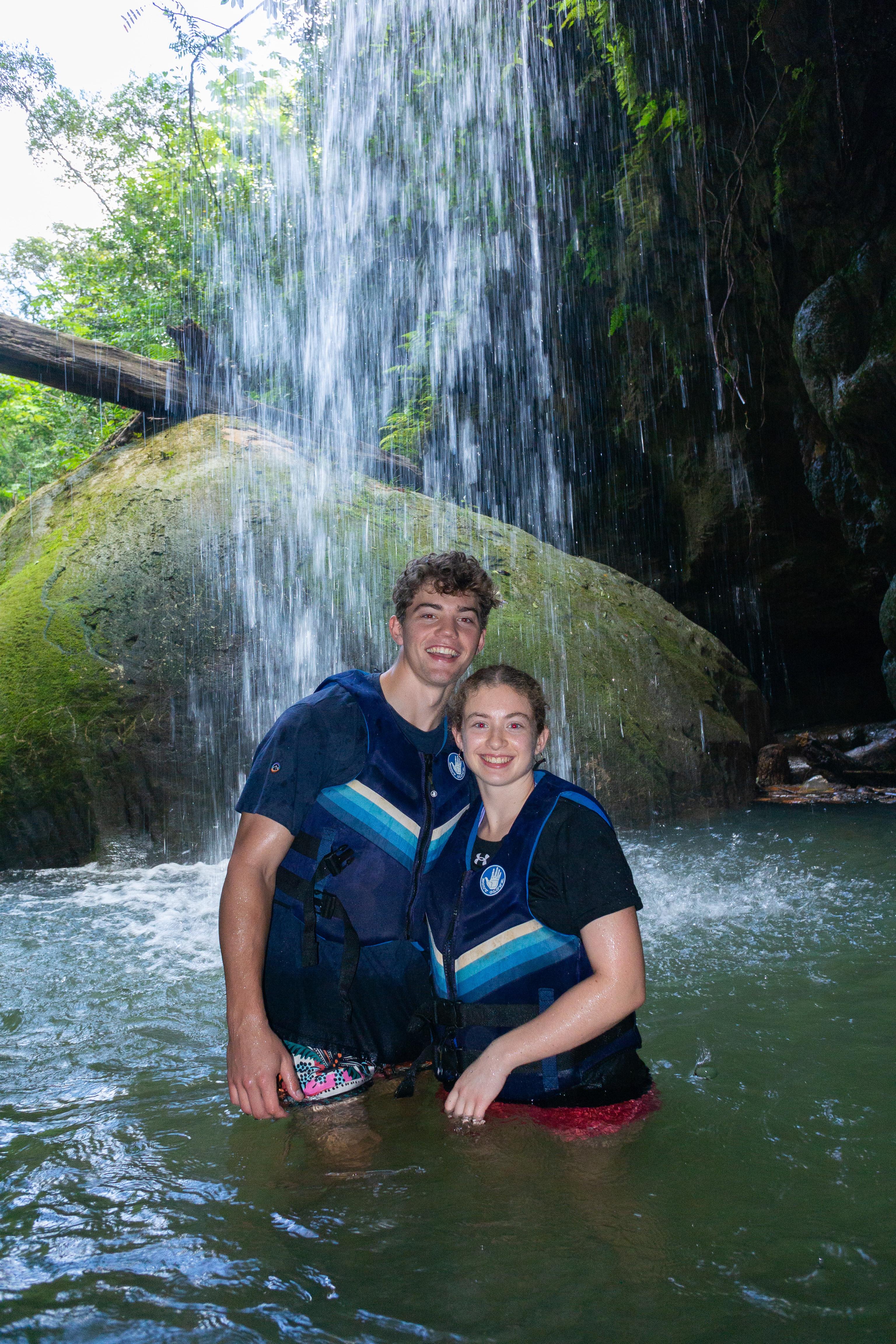 San Juan: Arenales Cave & Charco Azul Adventure