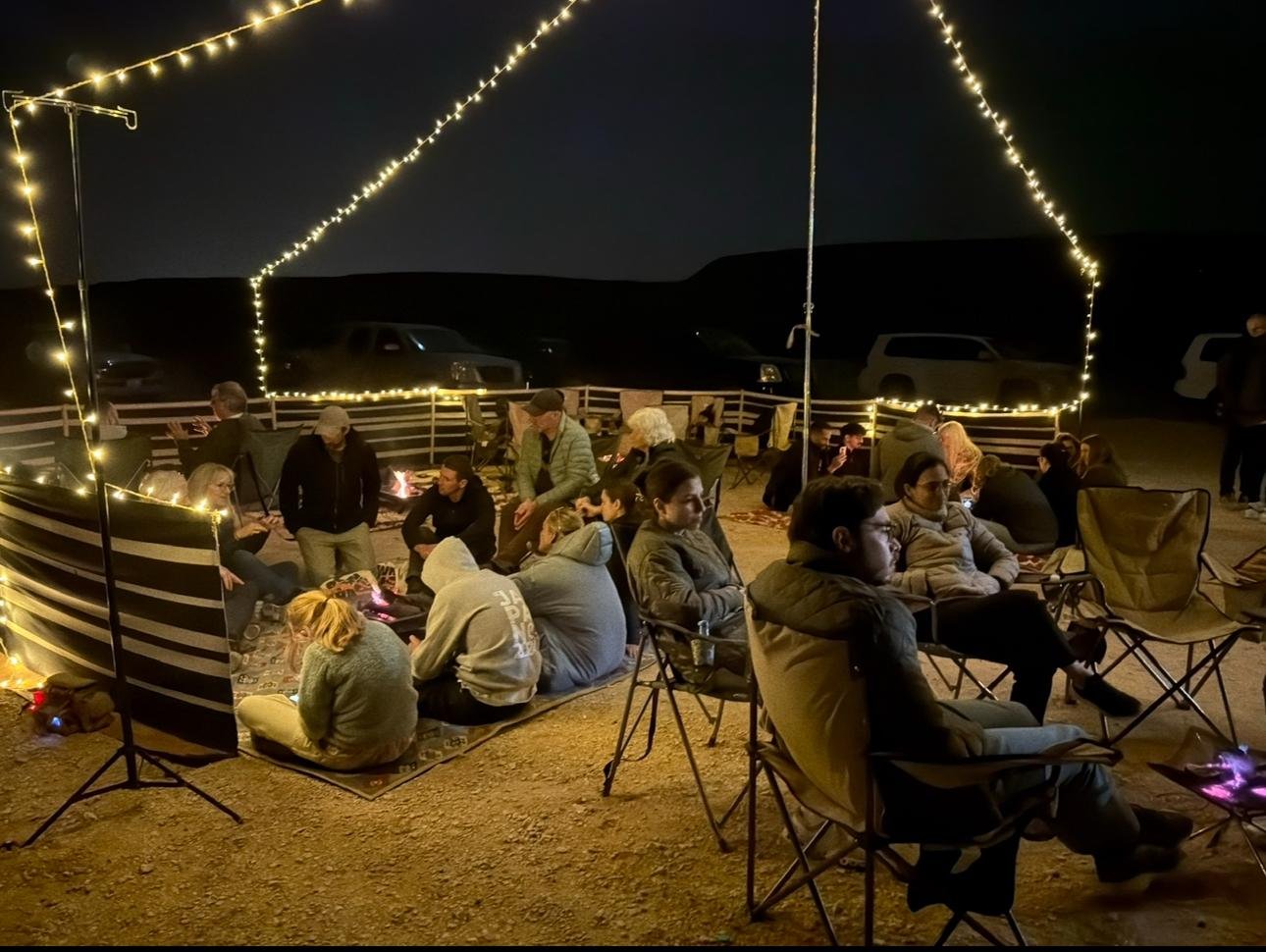 Riyadh Desert Expedition: Edge of the World, Camels & Stargazing