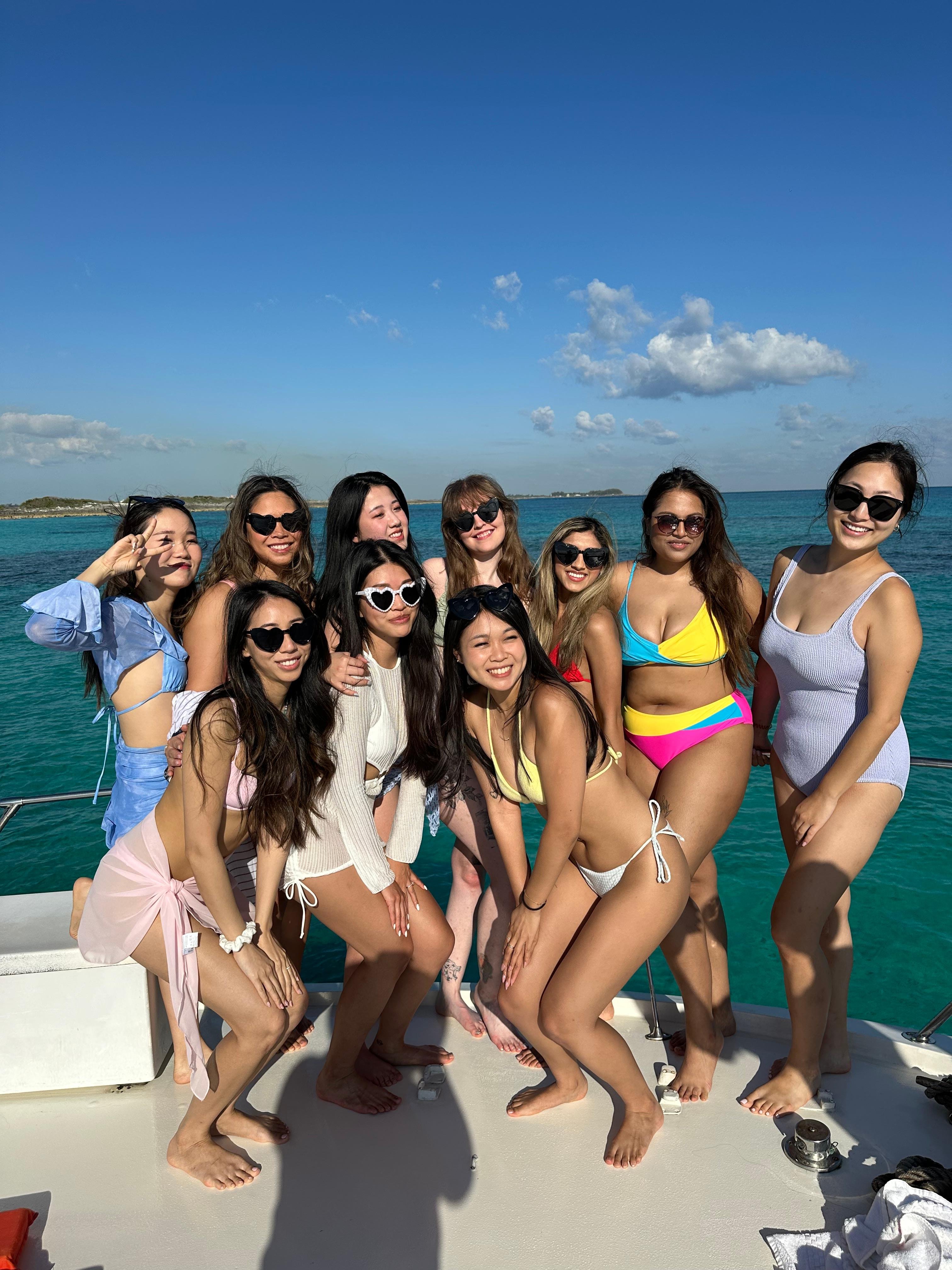 Private Rose Island Yacht Charter from Nassau