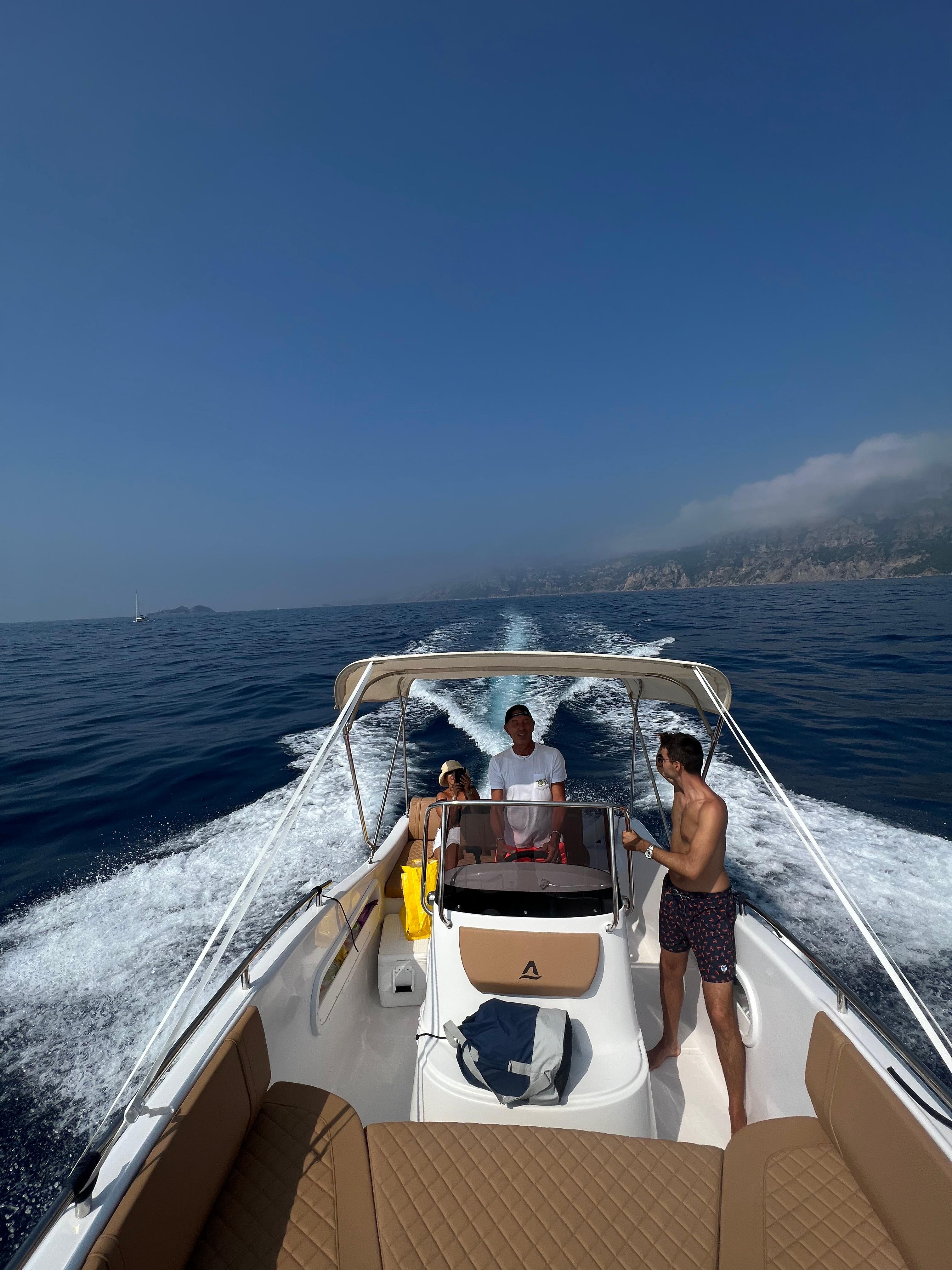 Sorrento to Amalfi Coast: Full-Day Private Boat Tour