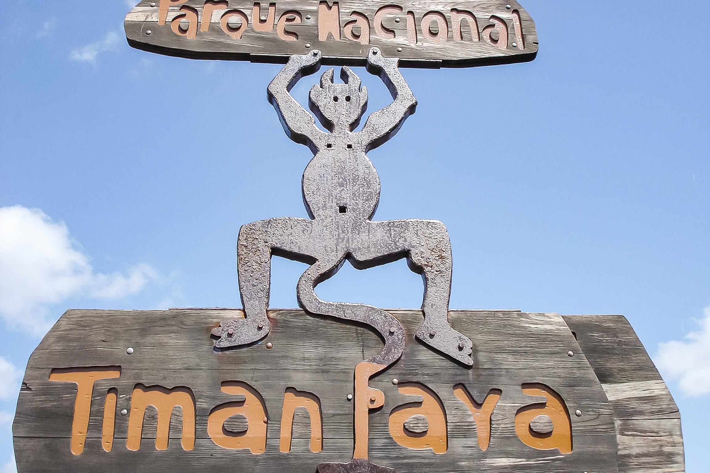 Lanzarote: Timanfaya National Park & Volcanic Craters Guided Tour