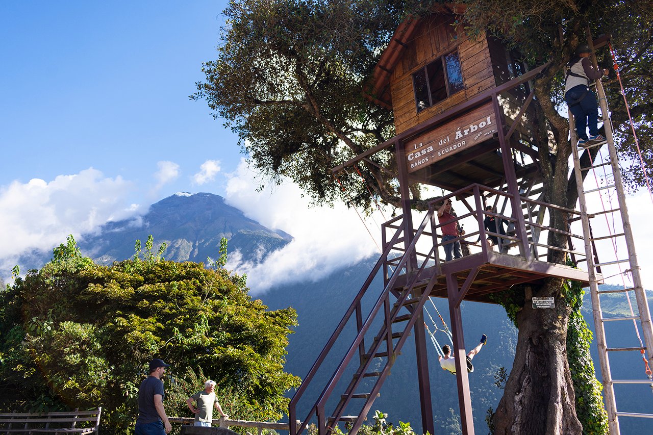 Quito to Baños & Pailón del Diablo Waterfall Full-Day Tour