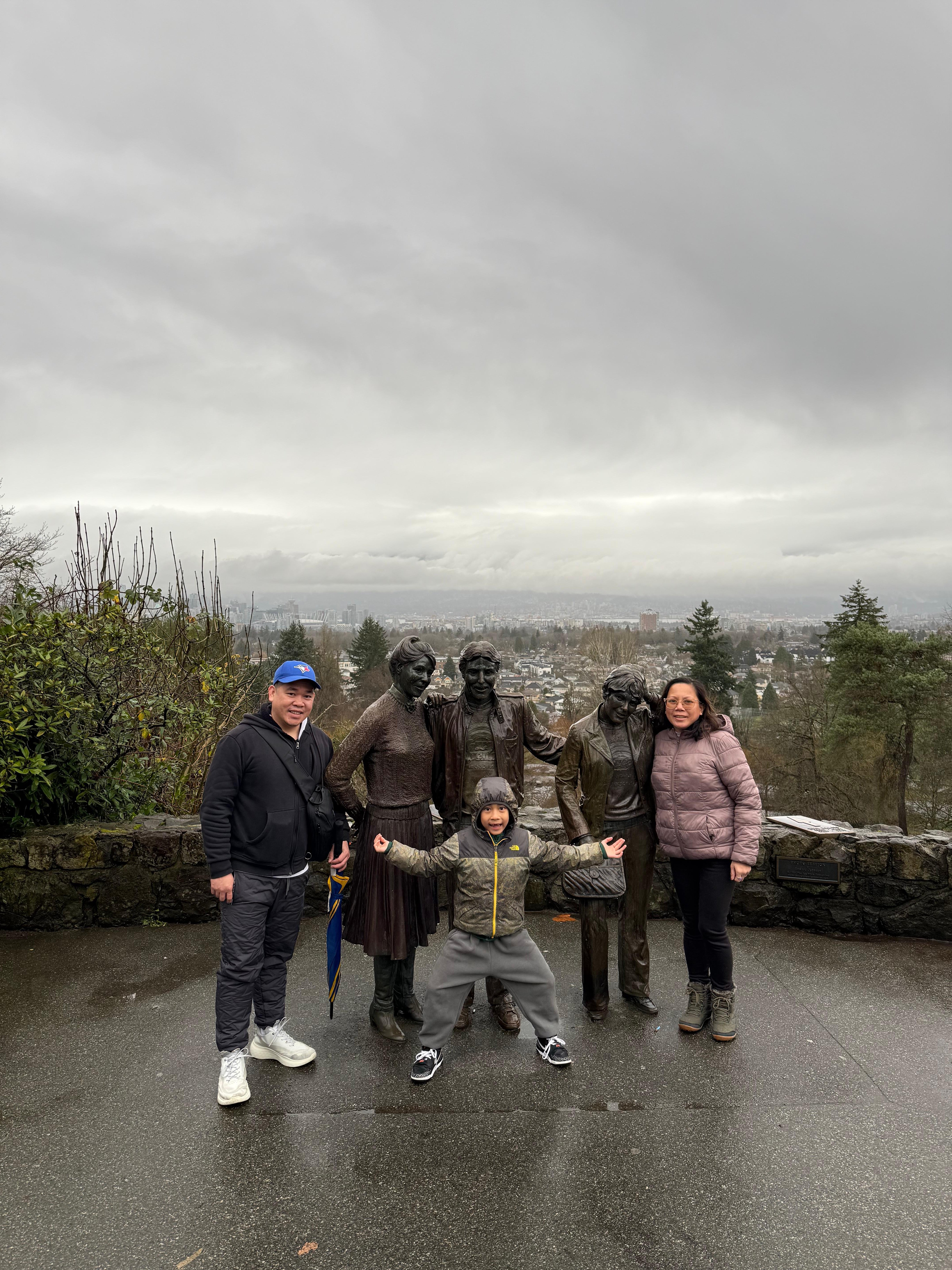 Vancouver Highlights: Private Car Tour of City Landmarks