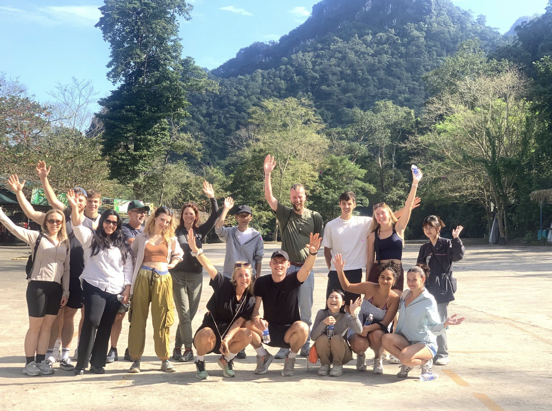 Phong Nha Cave boat tour Son River dragon boat and Paradise Cave karst — image 88