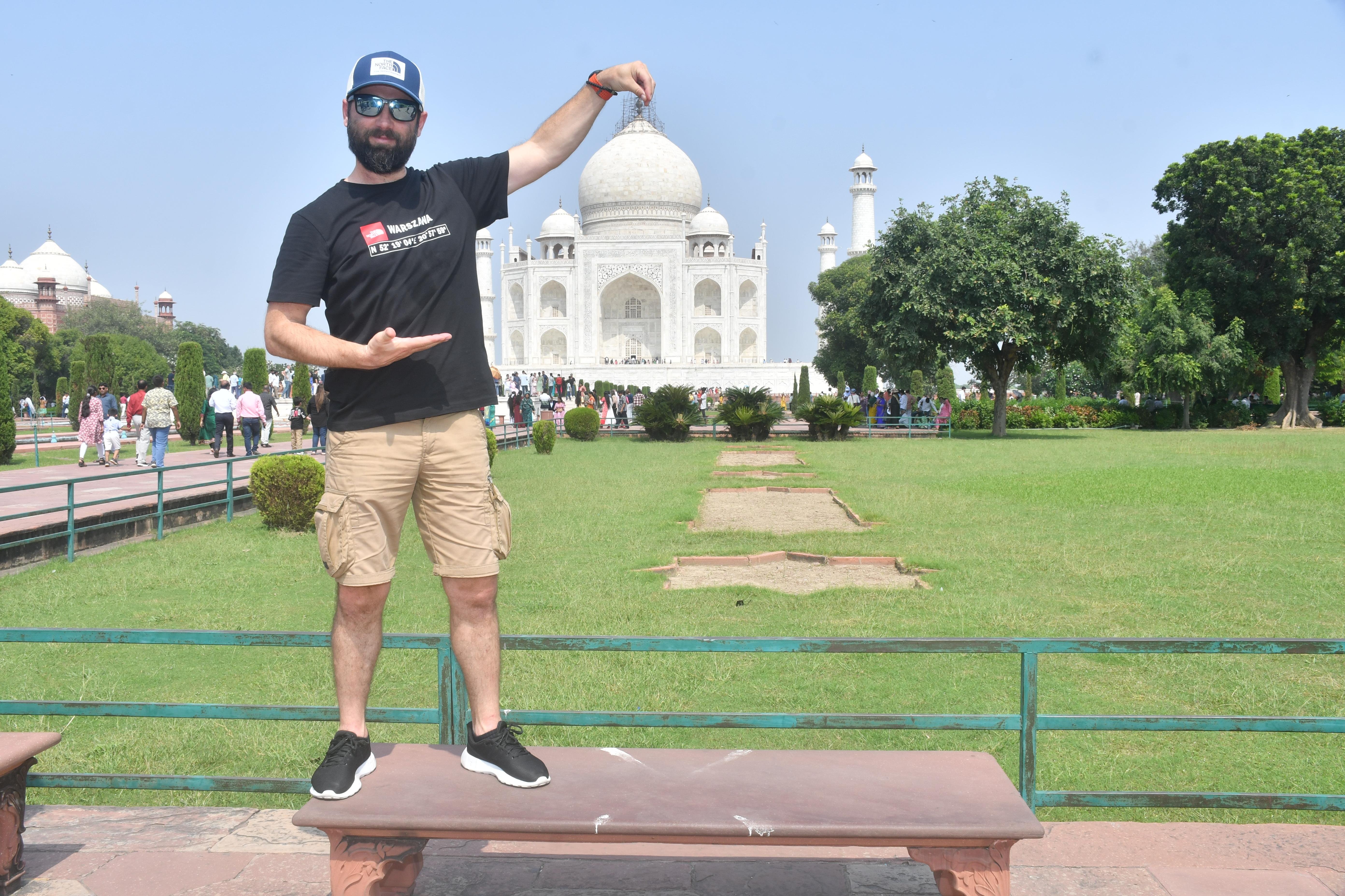Taj Mahal, Mathura & Vrindavan Full-Day Cultural Expedition