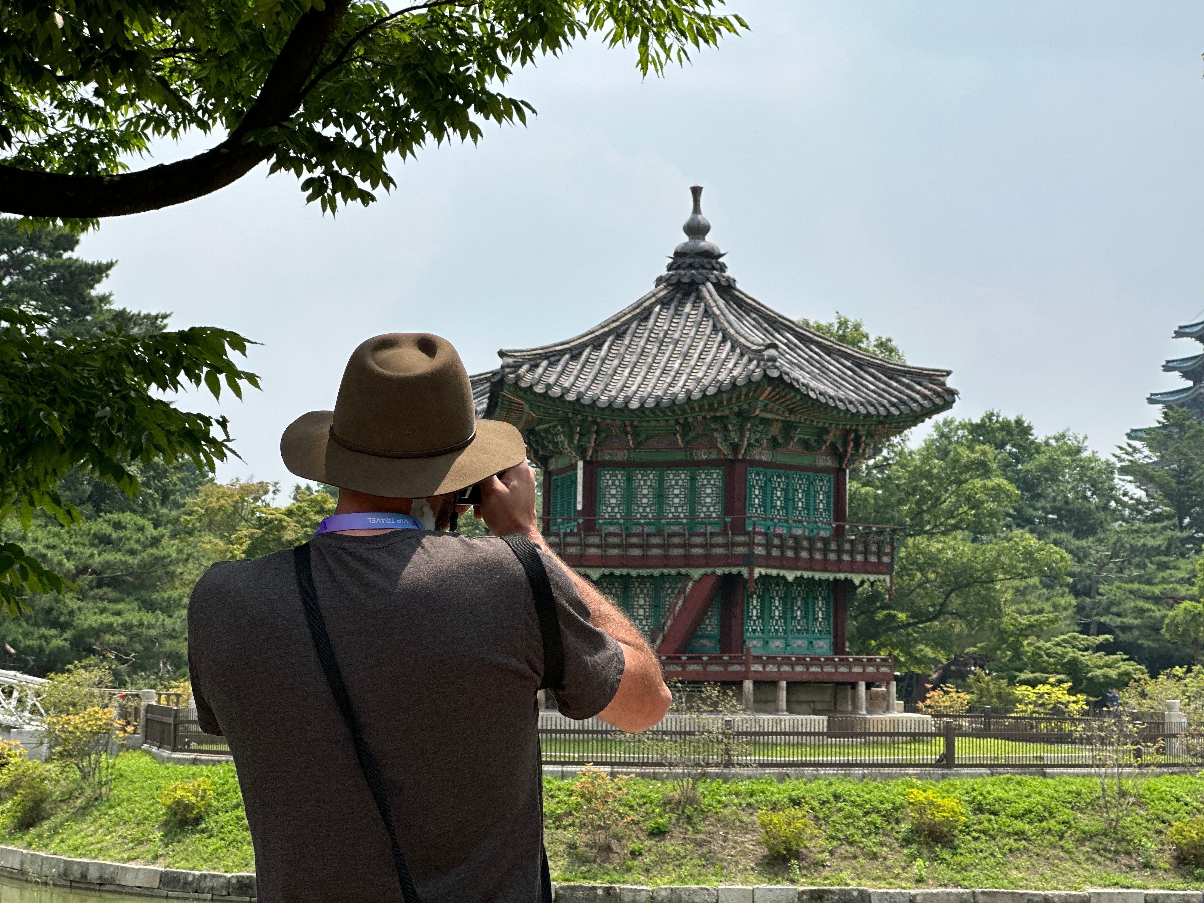 Seoul Highlights: Palaces, Markets & N Seoul Tower