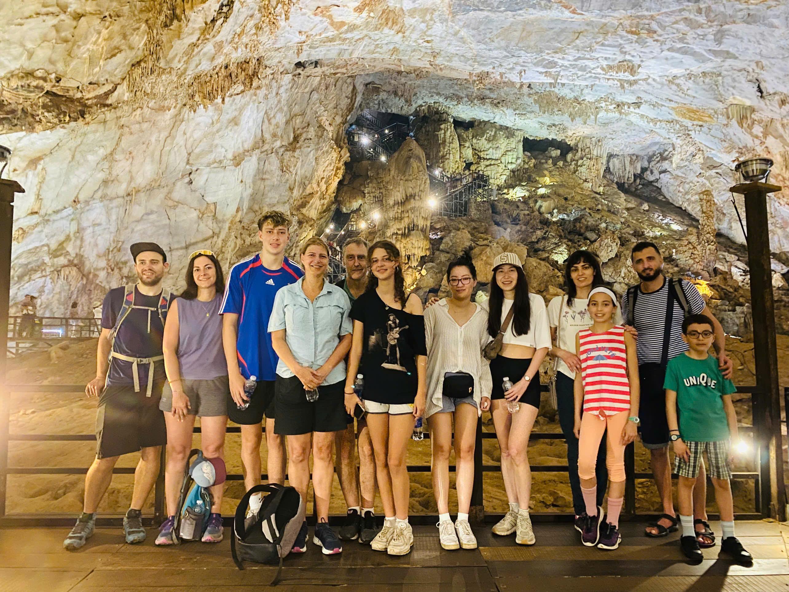 Phong Nha Cave boat tour Son River dragon boat and Paradise Cave karst — image 53