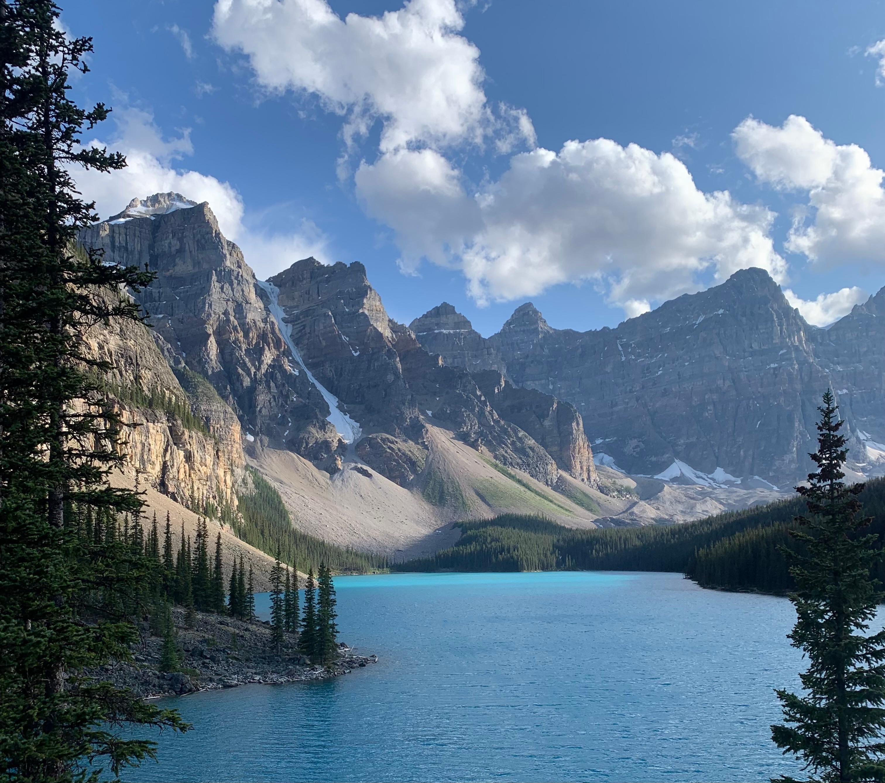 Moraine Lake shuttle tour — glacial turquoise lake and Valley of the Ten Peaks in Banff National Park — image 7