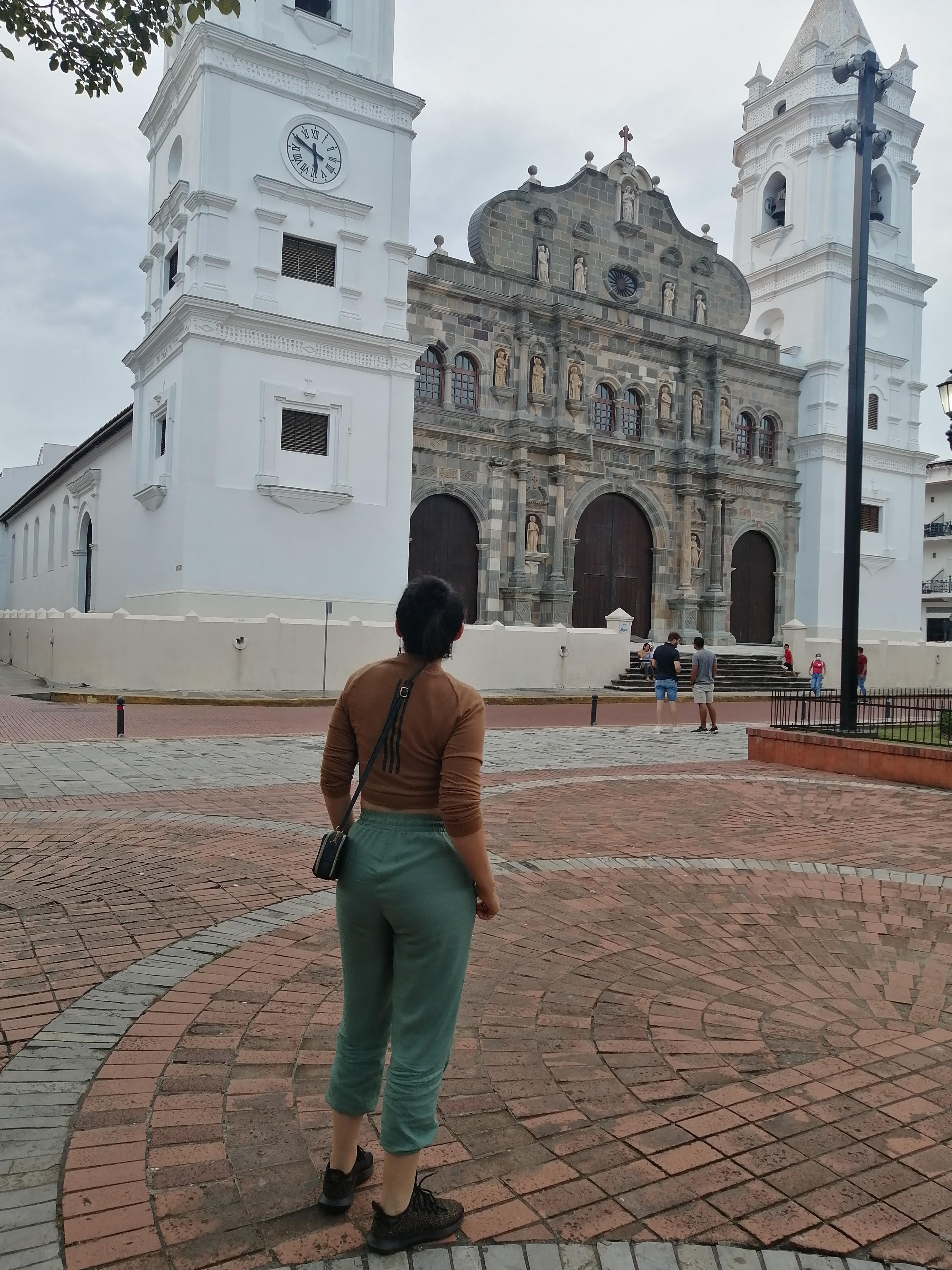 Private Panama City & Canal Layover Tour (Spanish)