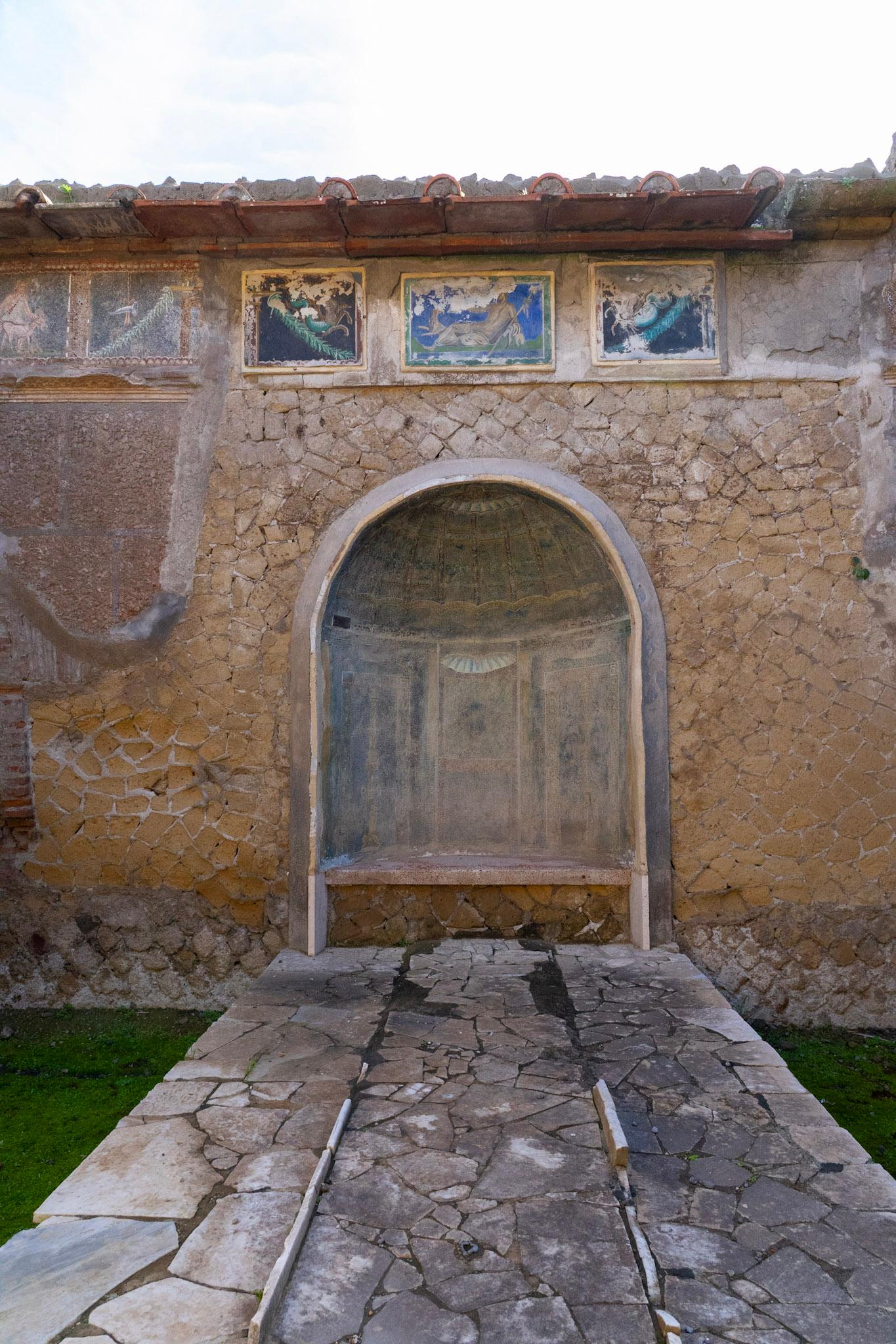 Sorrento to Herculaneum: Skip-the-Line Guided Tour by Express Train