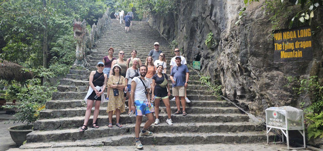 Hanoi to Ninh Binh: Hoa Lu, Trang An & Mua Cave Day Tour