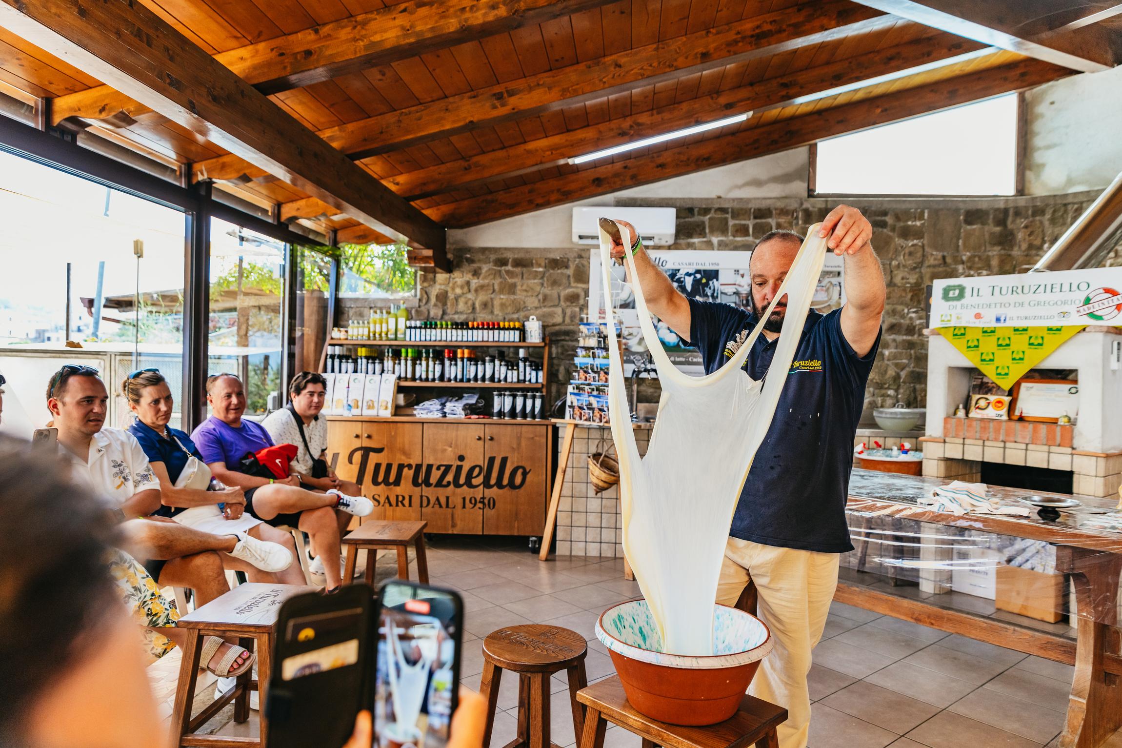 Sorrento Peninsula E-Bike Wine & Food Tour