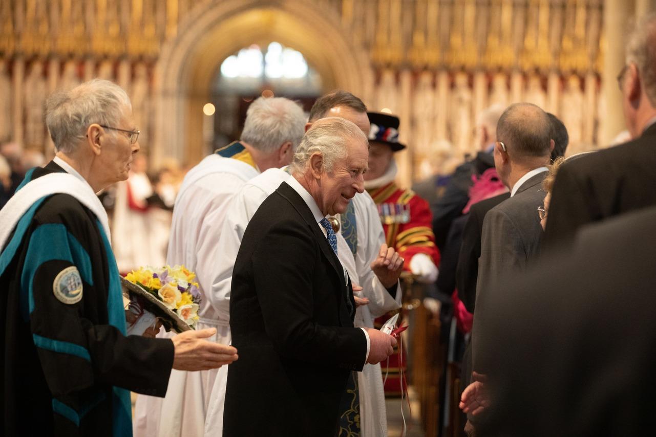 York Minster — the Great East Window, the nave and the central tower — image 2