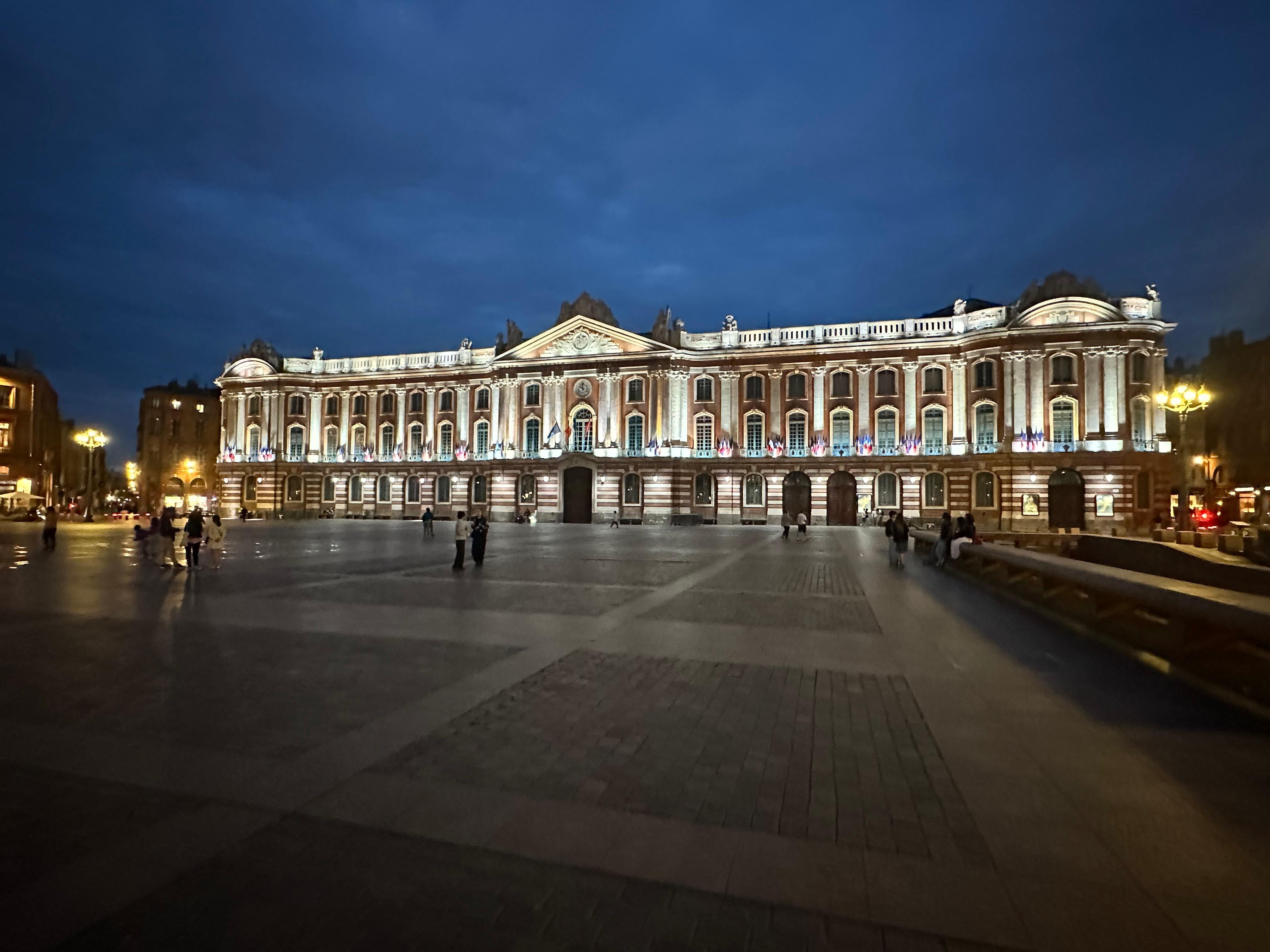 Toulouse Evening Walking Tour at Sunset