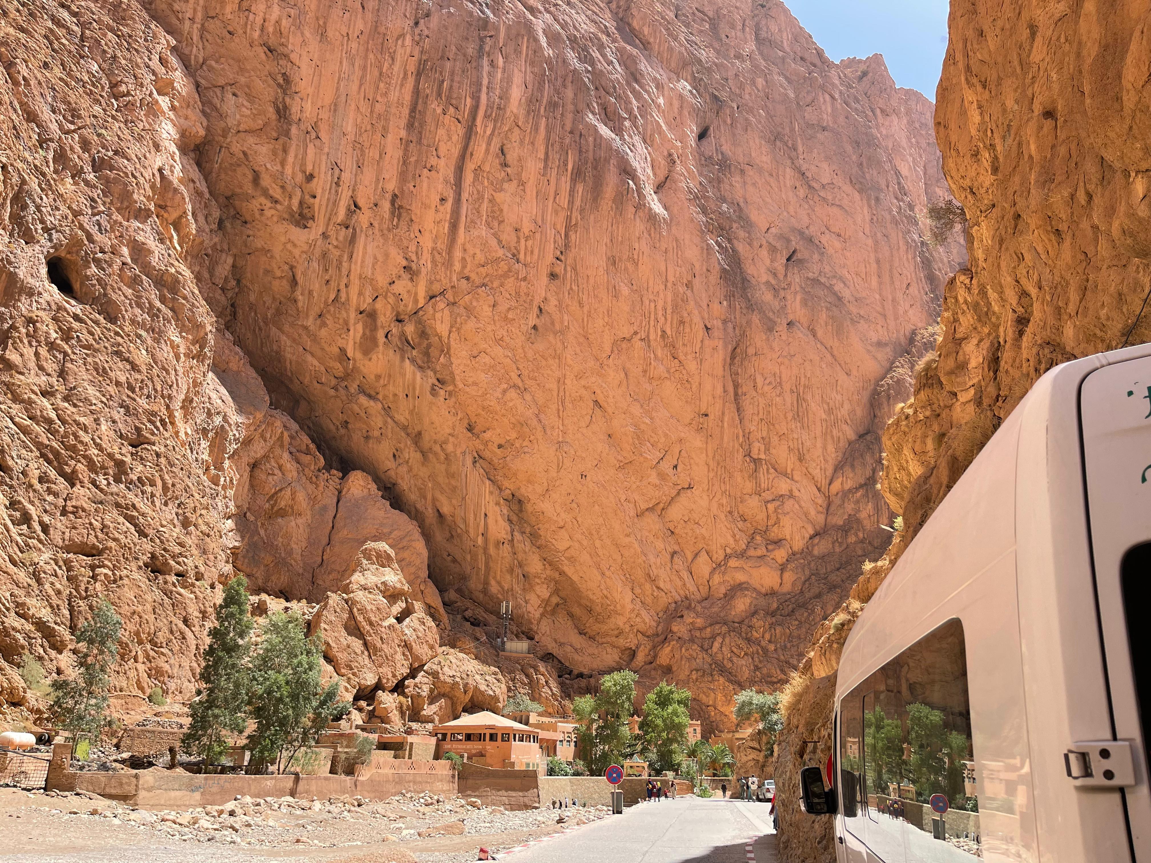 Marrakech to Merzouga: 3-Day Sahara Desert & Luxury Camp Journey
