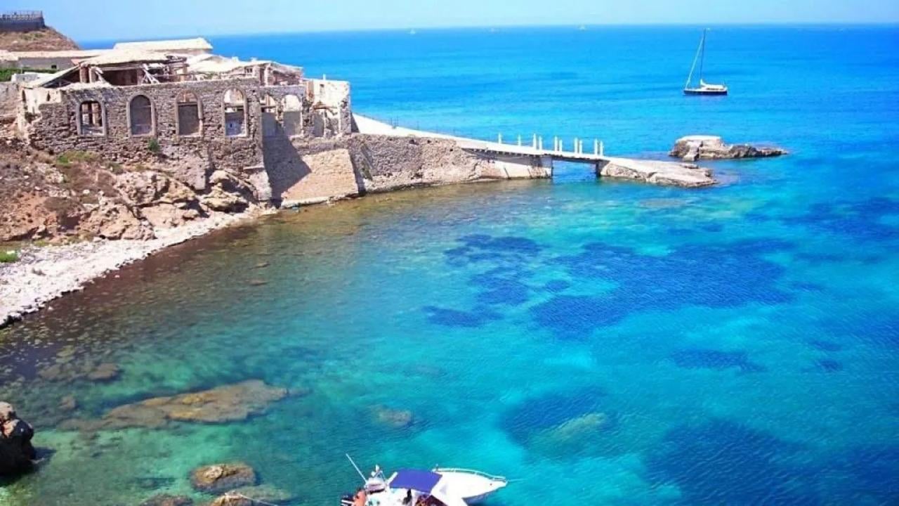 Marzamemi Coastal Boat Experience with Sicilian Aperitif