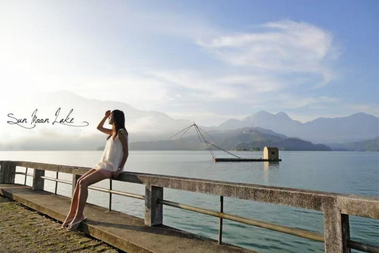 Sun Moon Lake & Chung Tai Chan Monastery Day Tour from Taipei or Taichung