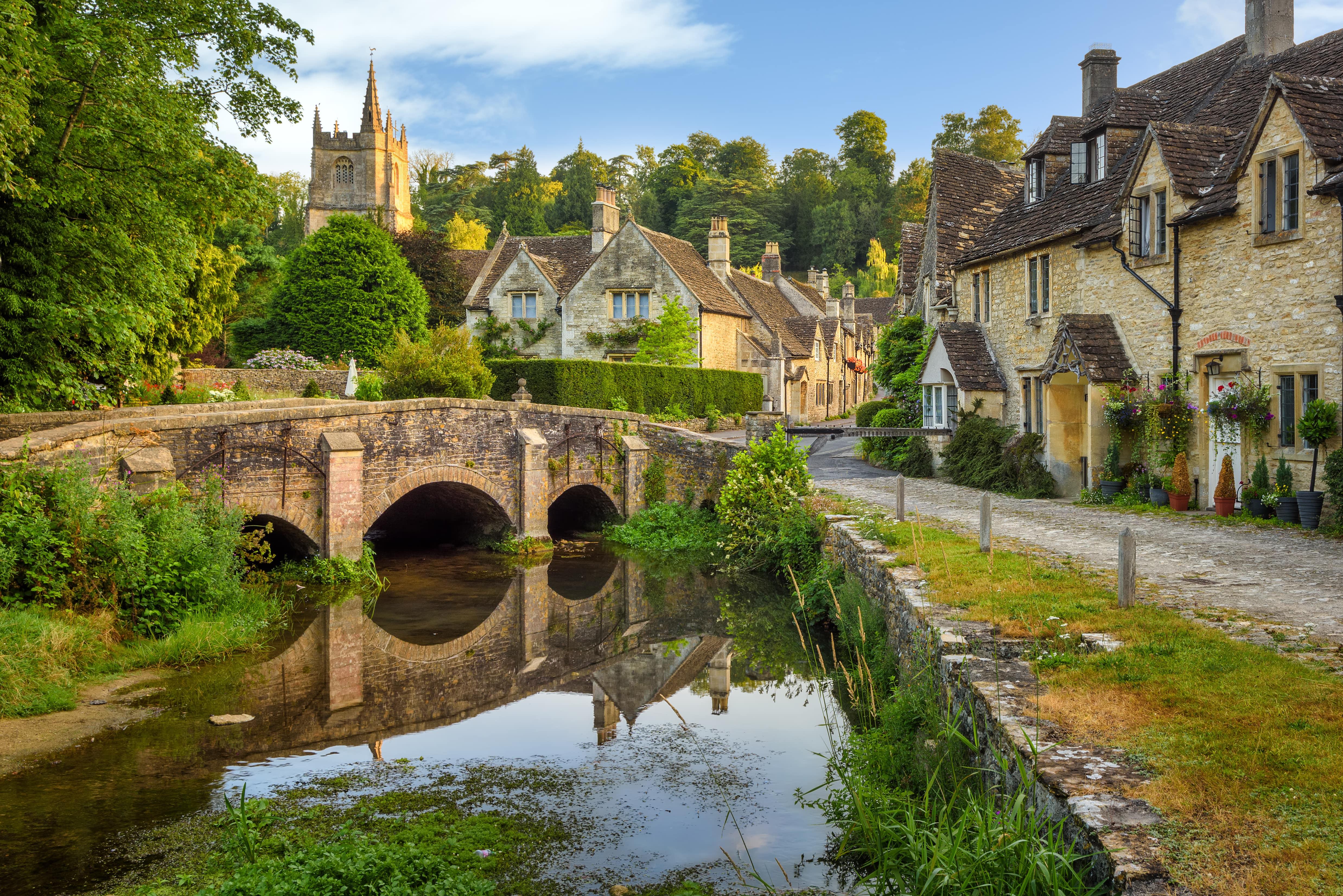 Cotswolds Villages Small-Group Day Tour from Bath