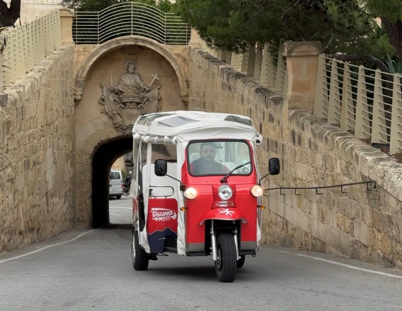 Rabat, Dingli & Mdina Tuk Tuk Adventure