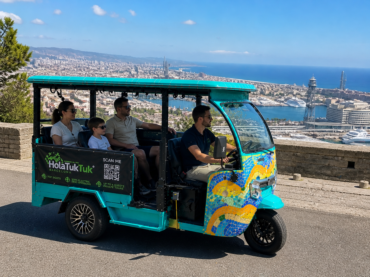Private Electric Tuk Tuk Tour of Barcelona