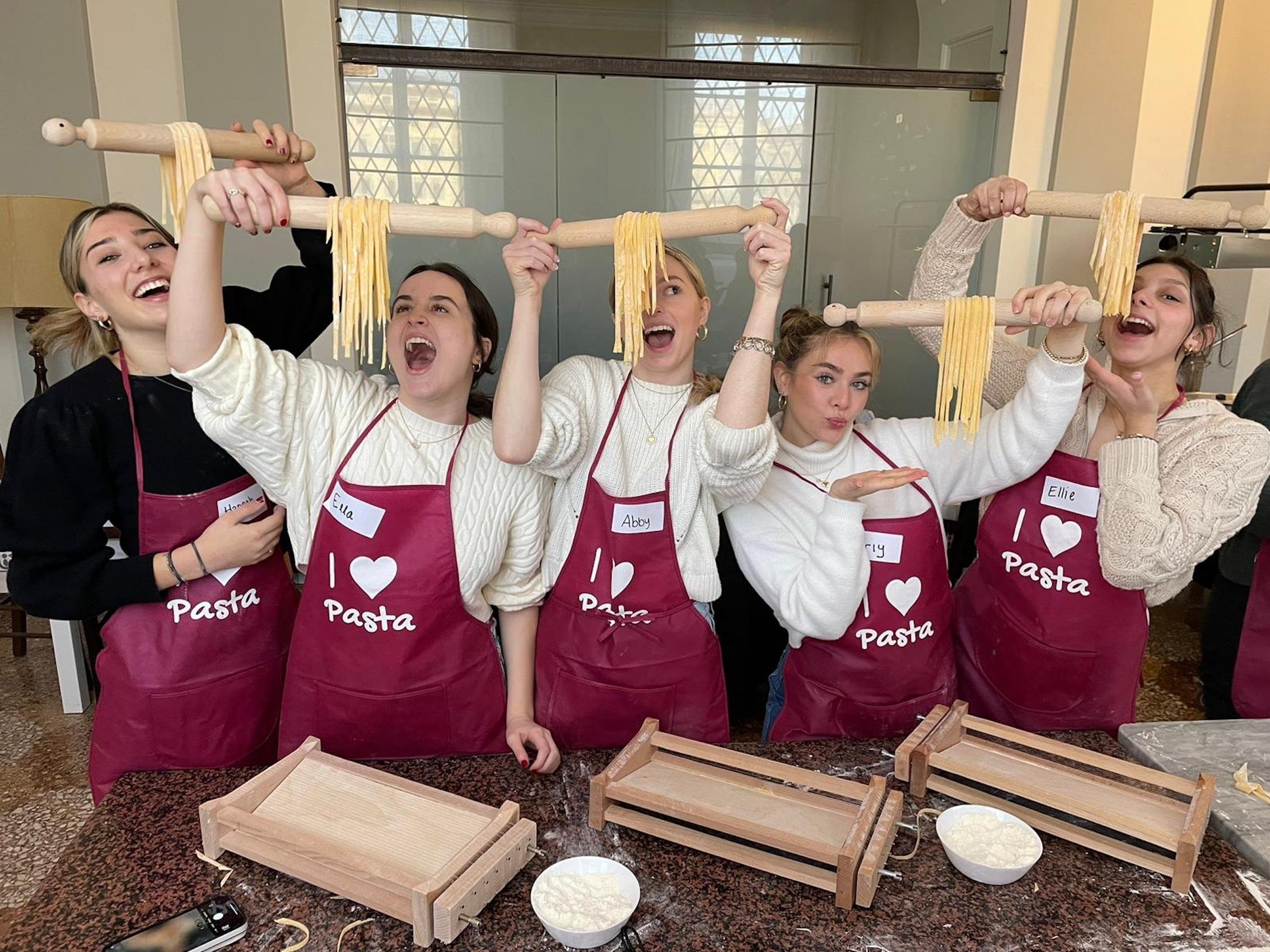 pasta making class in Venice — photo 19