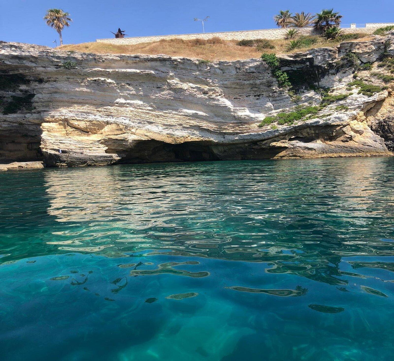 Ortigia Syracuse Sicily boat tour sea caves and coastline — image 22