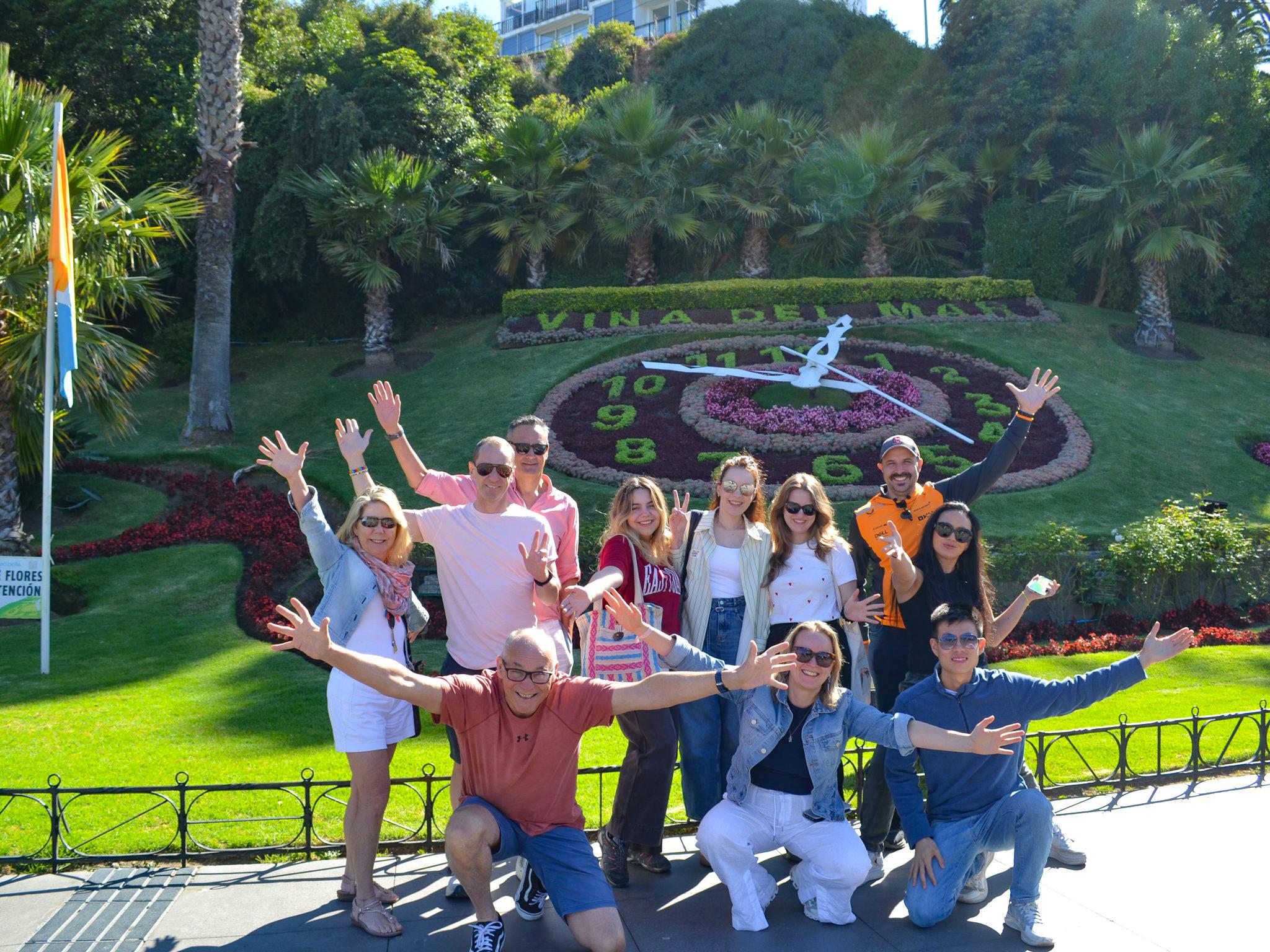 Santiago: Valparaiso, Viña del Mar & Casablanca Wine Tour - Valparaíso and Casablanca Valley wine tour