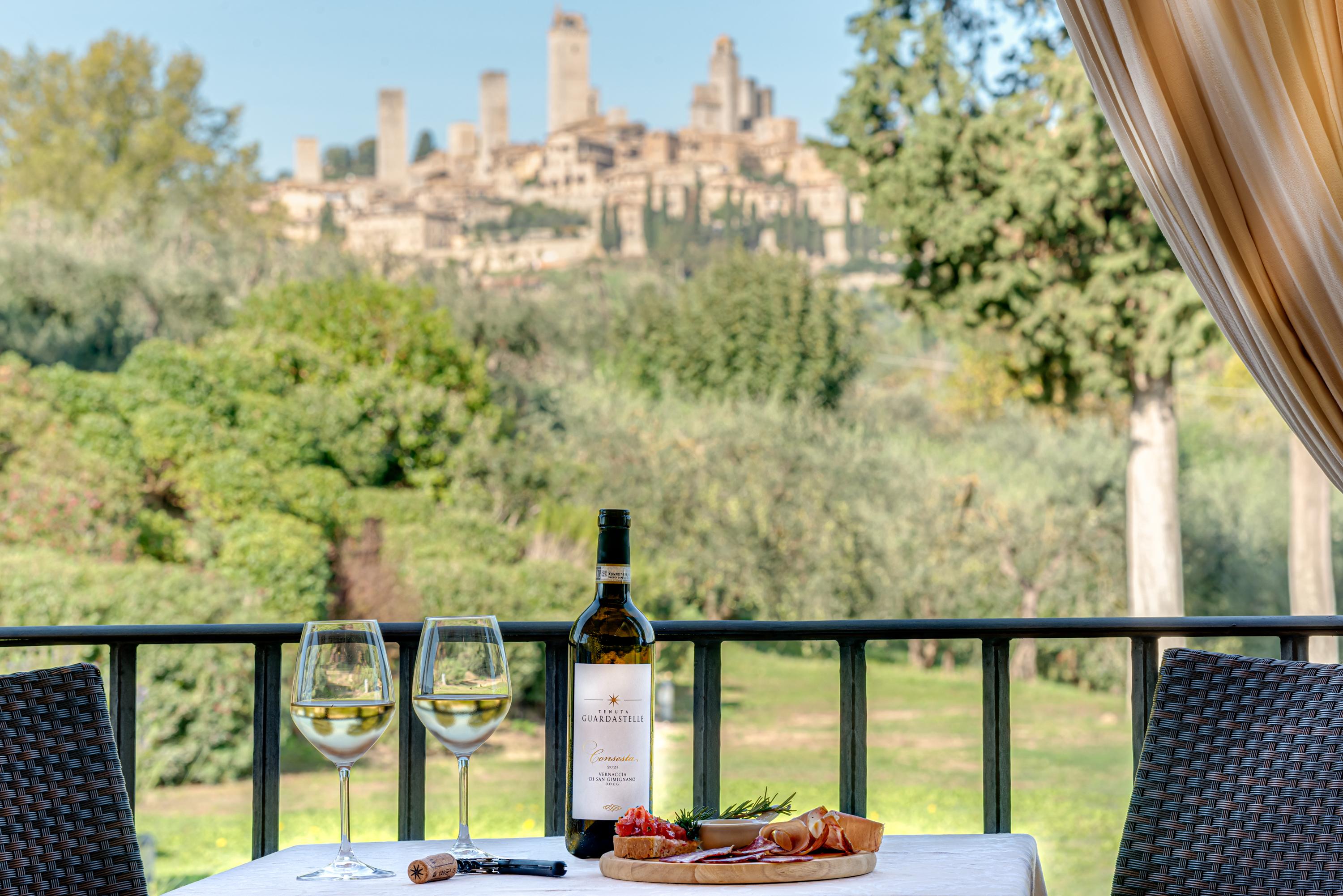 Tuscan Wine & Aperitif Experience at San Gimignano Estate