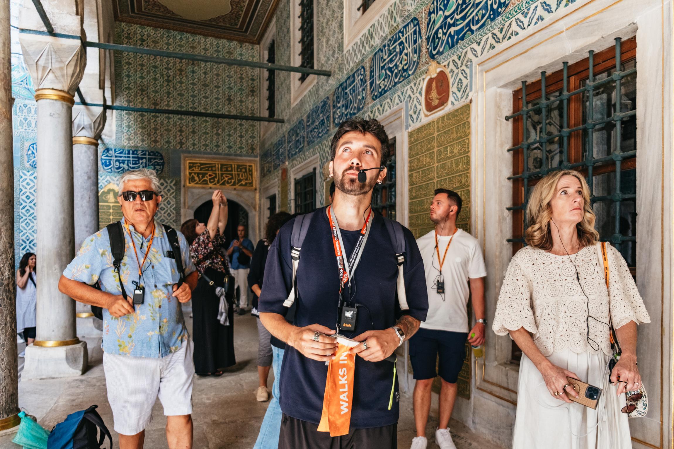 Istanbul: Guided Topkapi Palace & Harem Tour with Entry