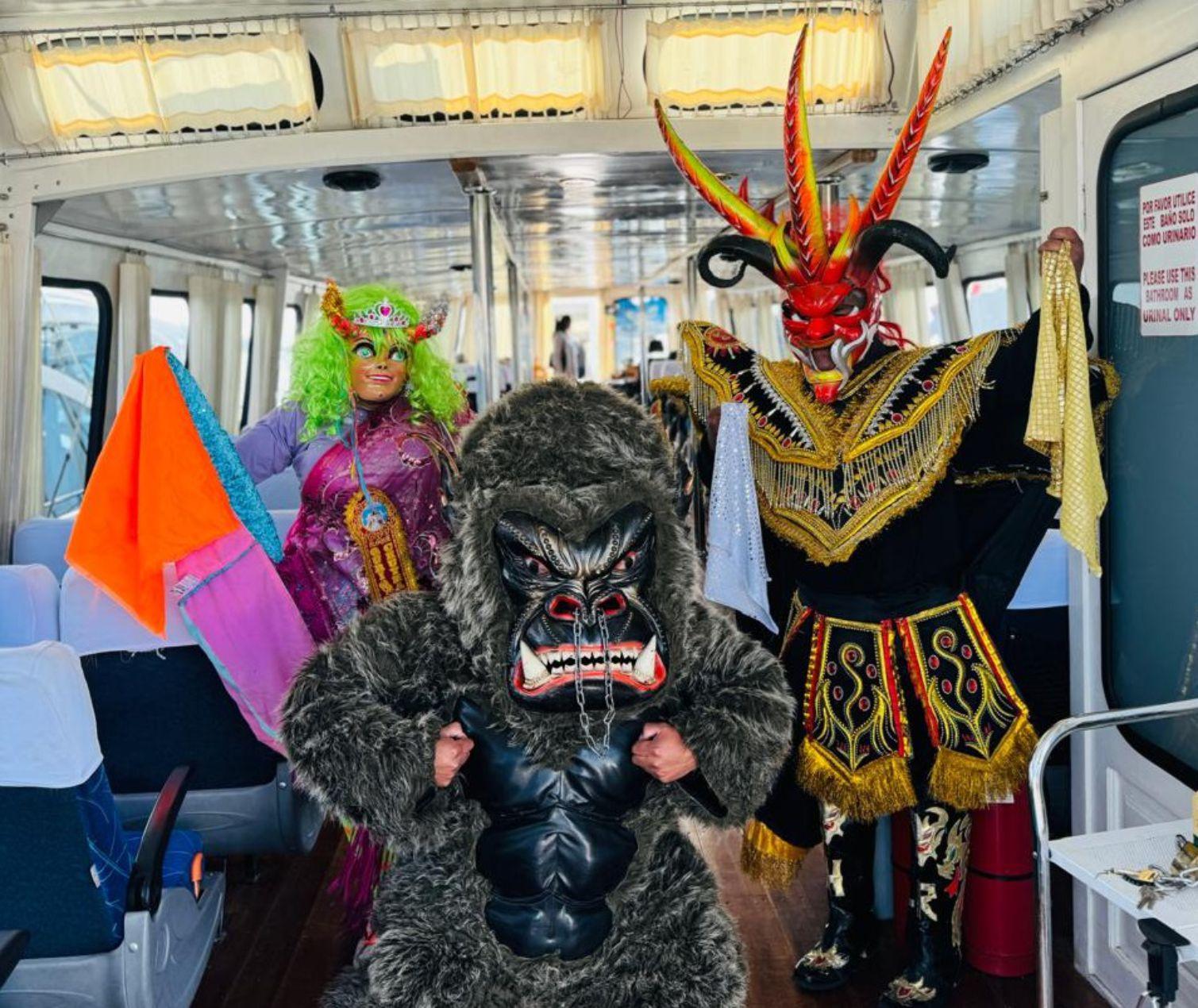Lake Titicaca Jumbo Catamaran & Cultural Discovery Tour