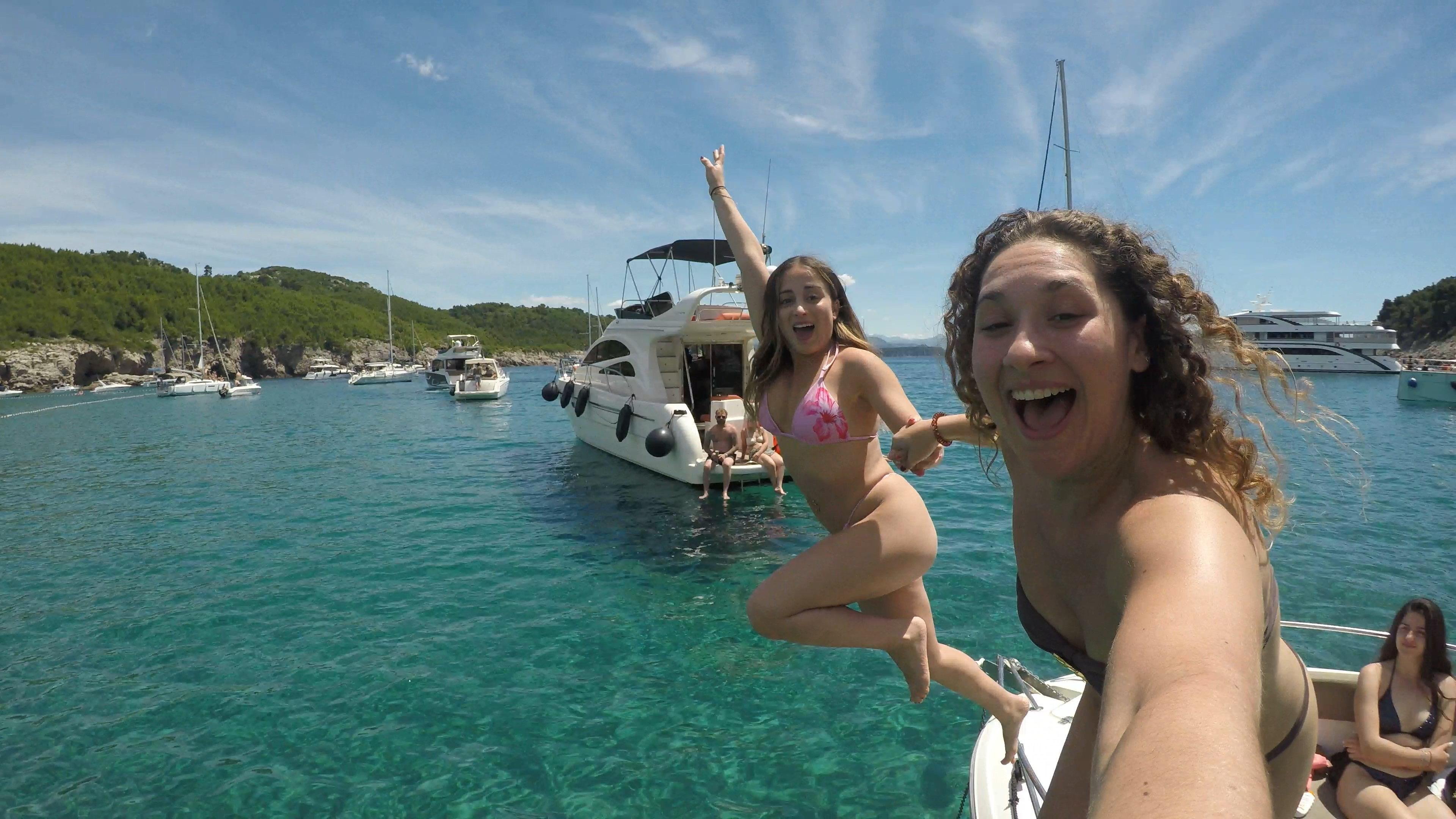 Private Dubrovnik Blue & Green Caves Speedboat Tour