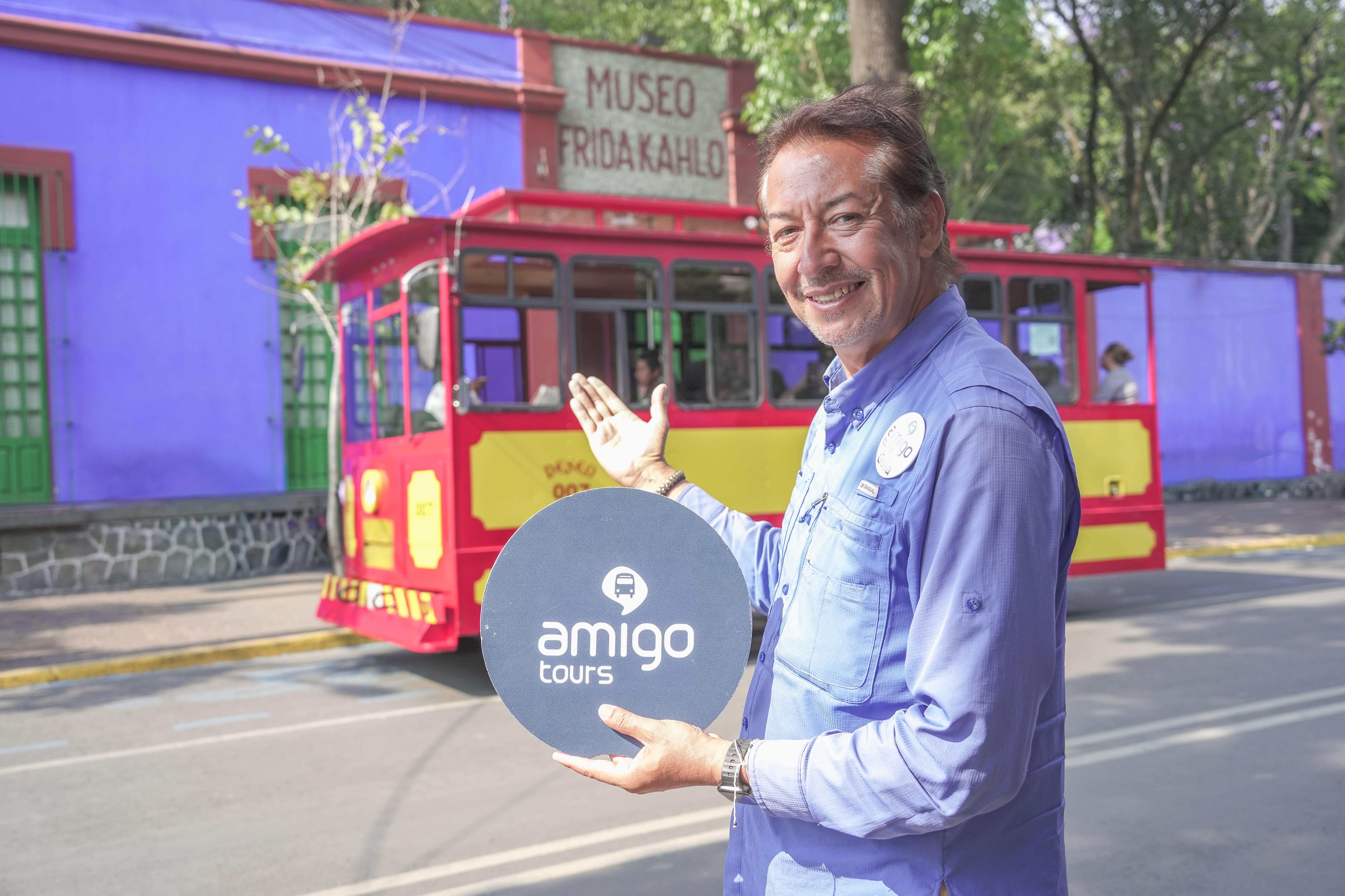 Mexico City: Xochimilco, Coyoacán & Frida Kahlo Experience