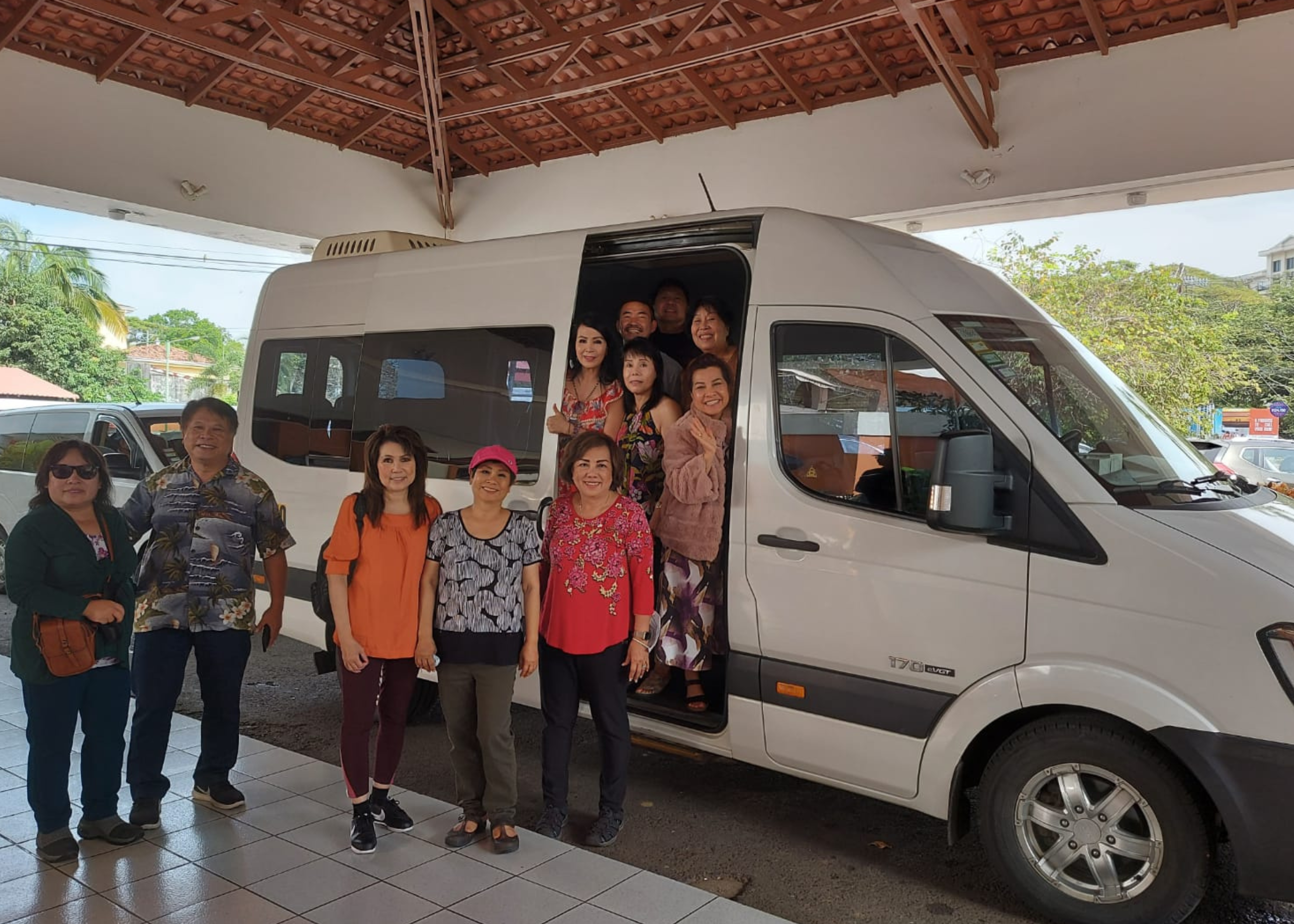 Private Airport Transfer: San José to Jaco Beach