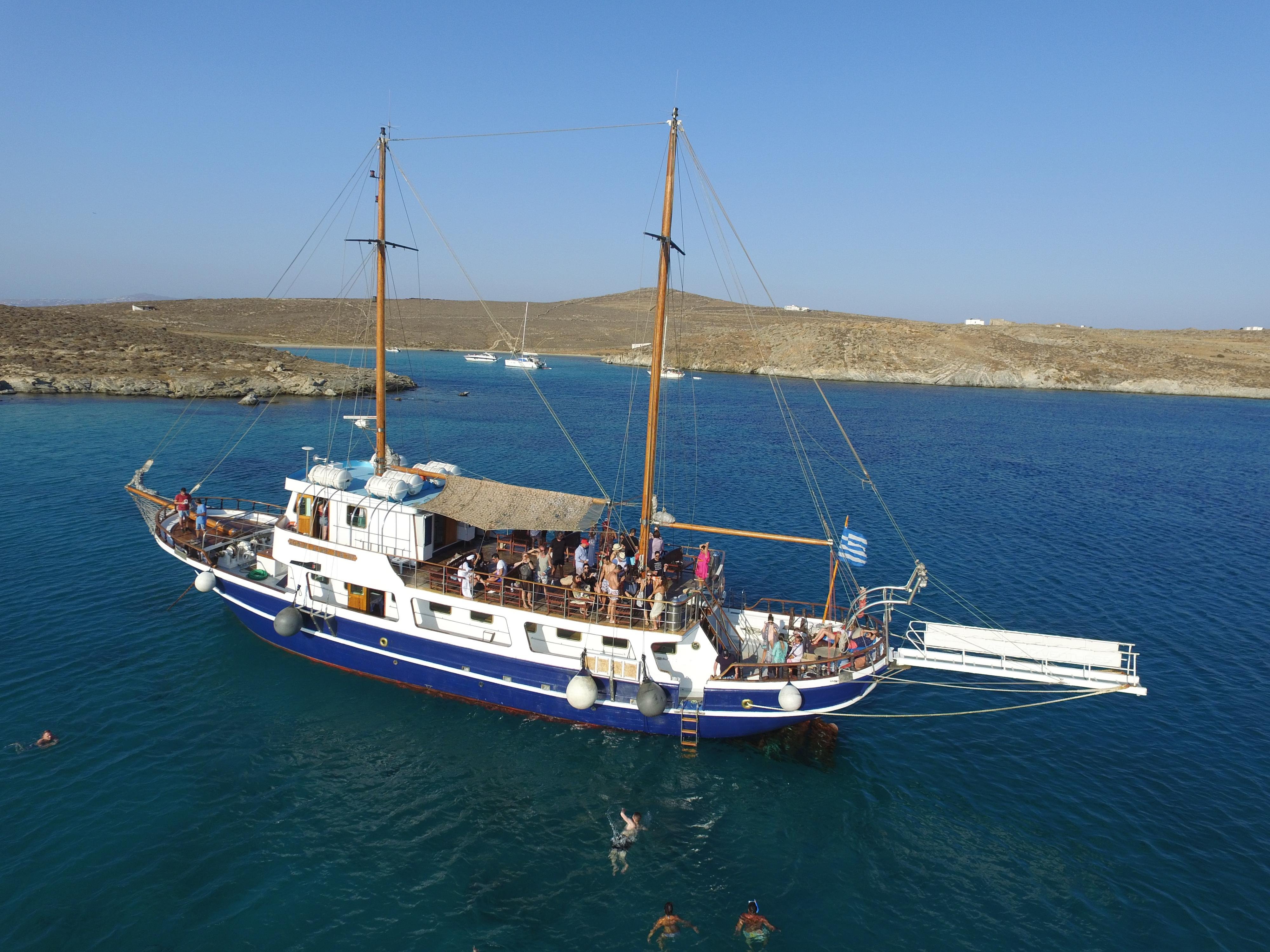Mykonos Island Hopping: Delos Ruins & Rhenia Beach BBQ