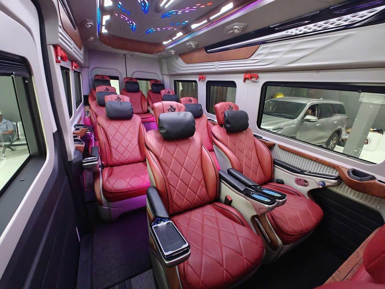 Mekong Delta VIP Day Tour from Ho Chi Minh City by Luxury Limousine