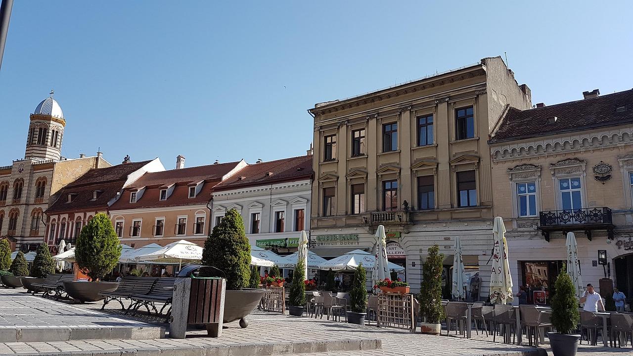 Private Transylvania Day Tour: Peleș, Bran & Brașov from Bucharest