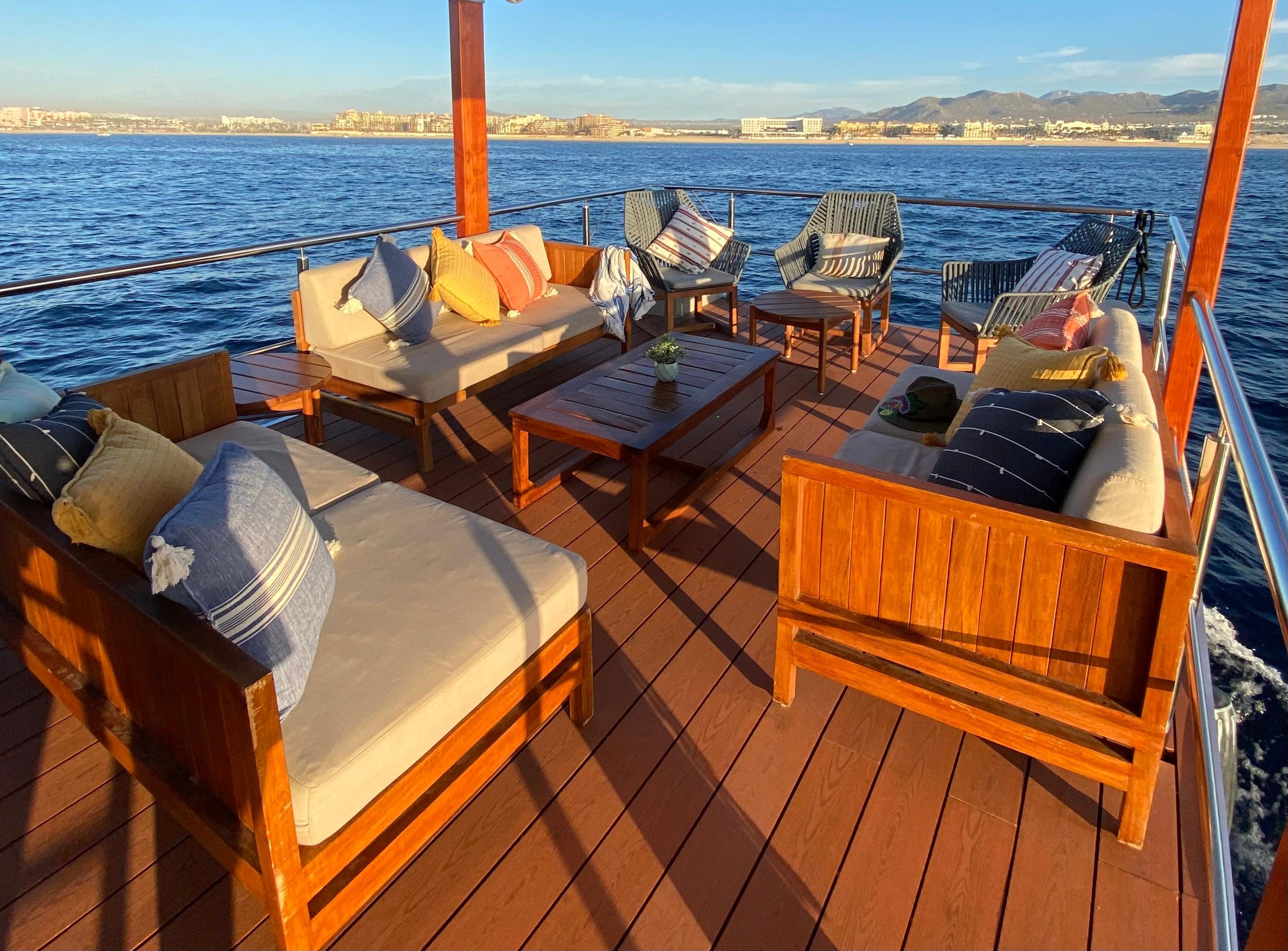 Cabo Private Catamaran: The Arch, Sea Lions & Snorkel for Groups up to 12