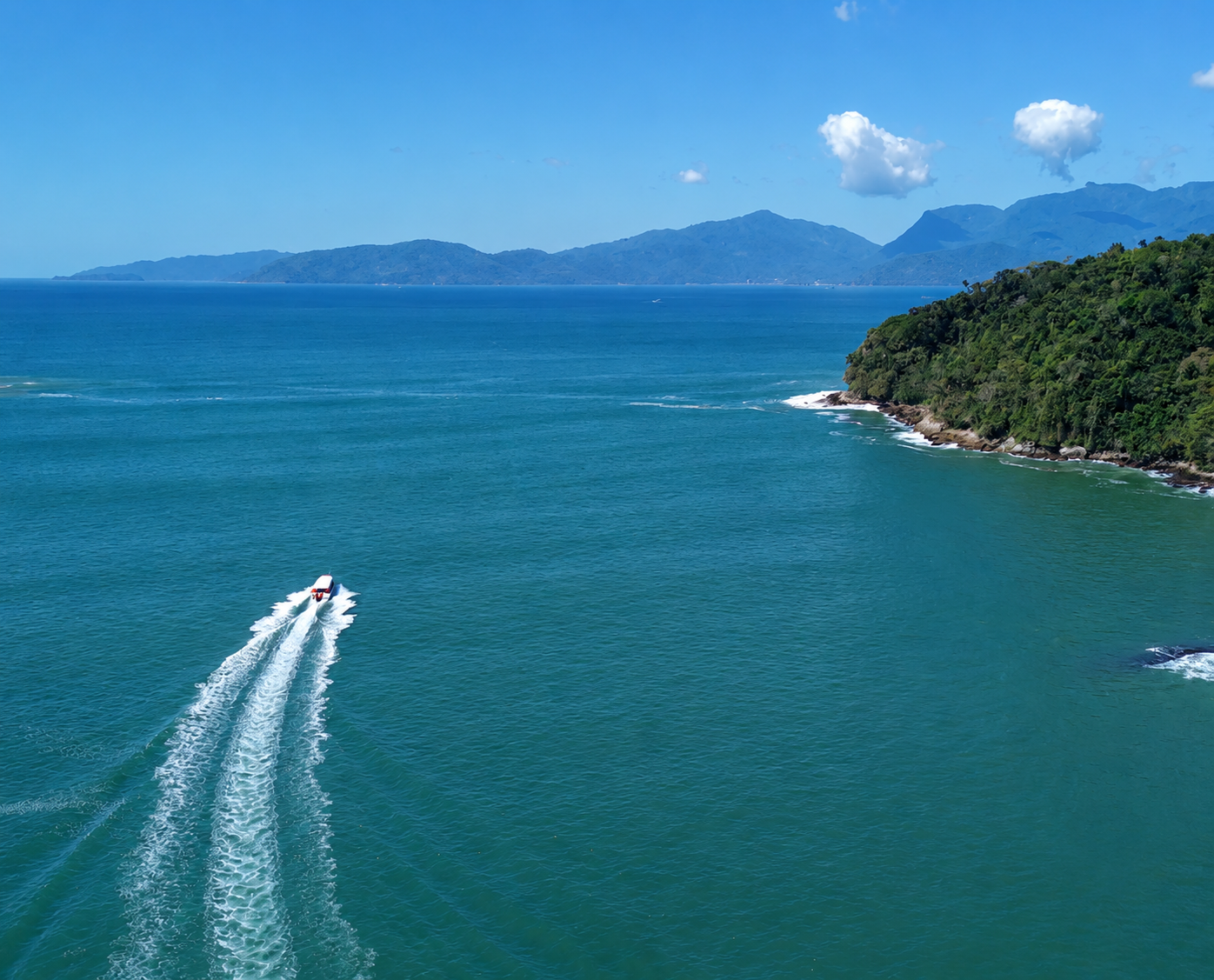 Shared Boat & Van Transfer: Ilha Grande to Rio de Janeiro
