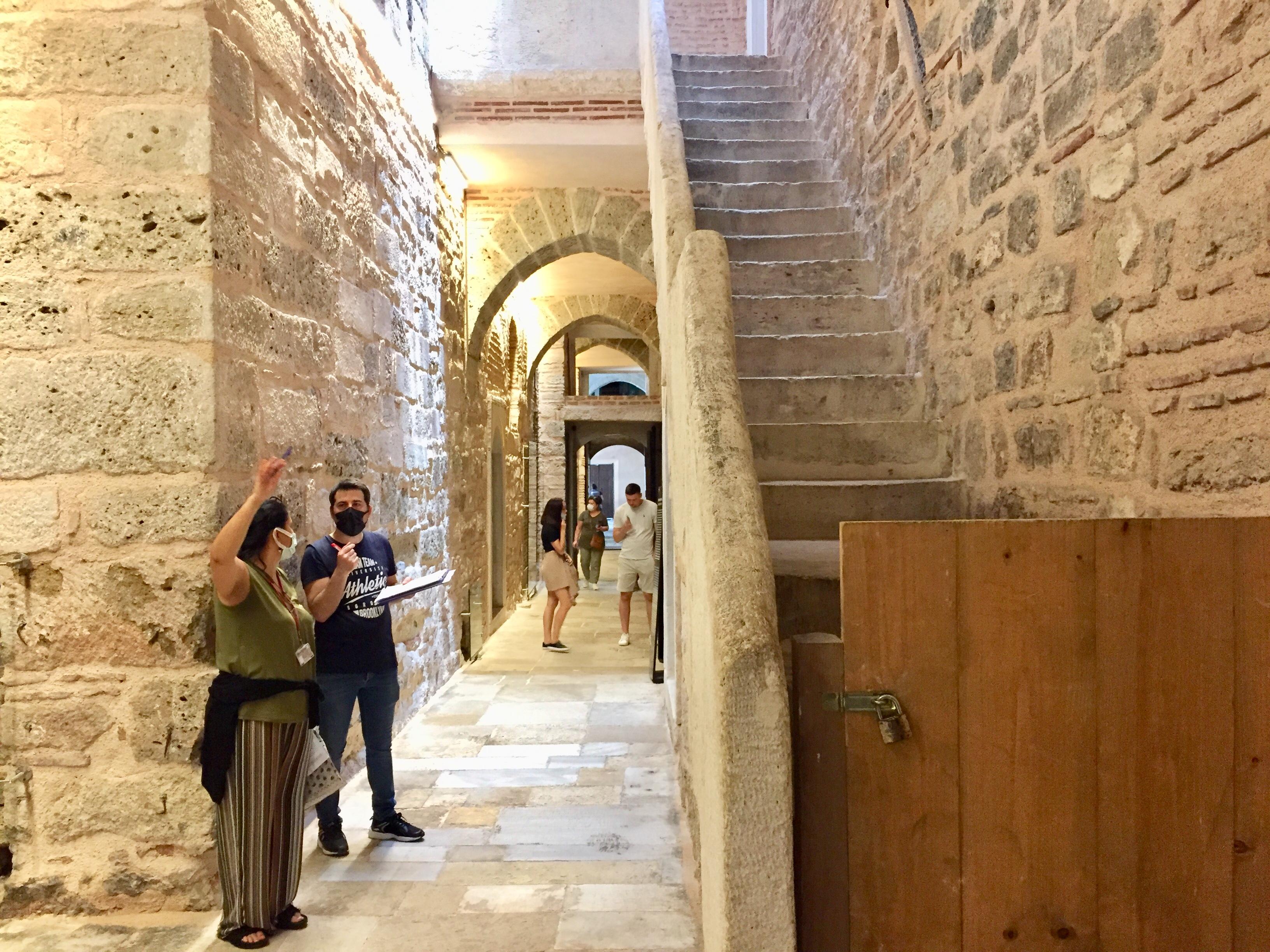 Guided Istanbul Highlights: Blue Mosque & Topkapi Palace