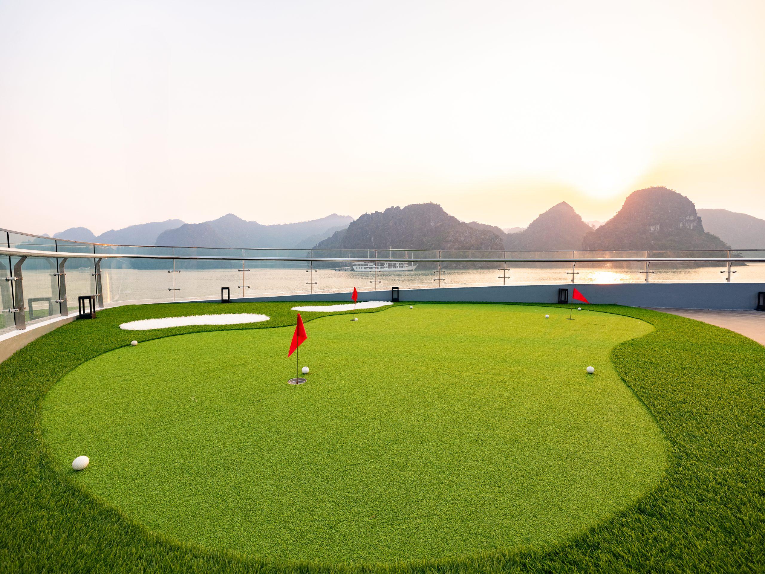 Halong & Lan Ha Bay Luxury Day Cruise with Kayaking, Cave & Cooking Class
