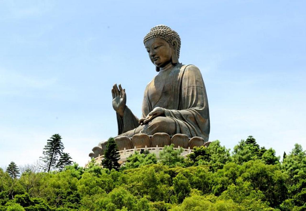 Exclusive Lantau Island Private Tour with Cable Car & Tai O Village