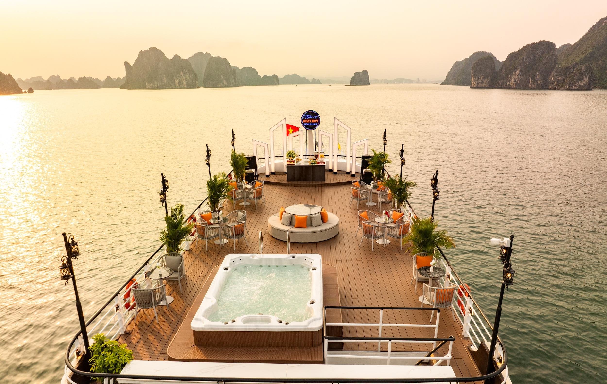 Halong Bay Luxury Day Cruise: Caves, Kayaking & Sunset Party