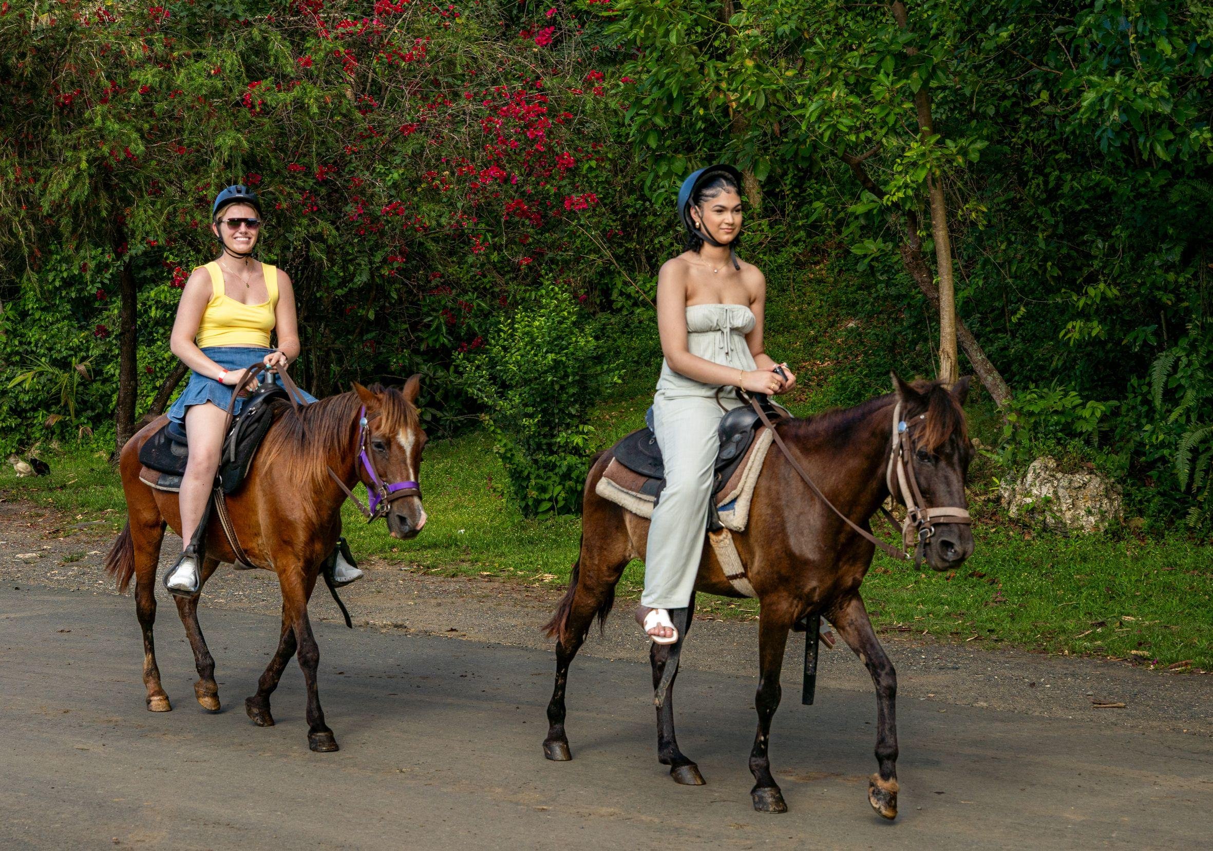 Hacienda Campo Rico: Private Ranch Horseback Adventure