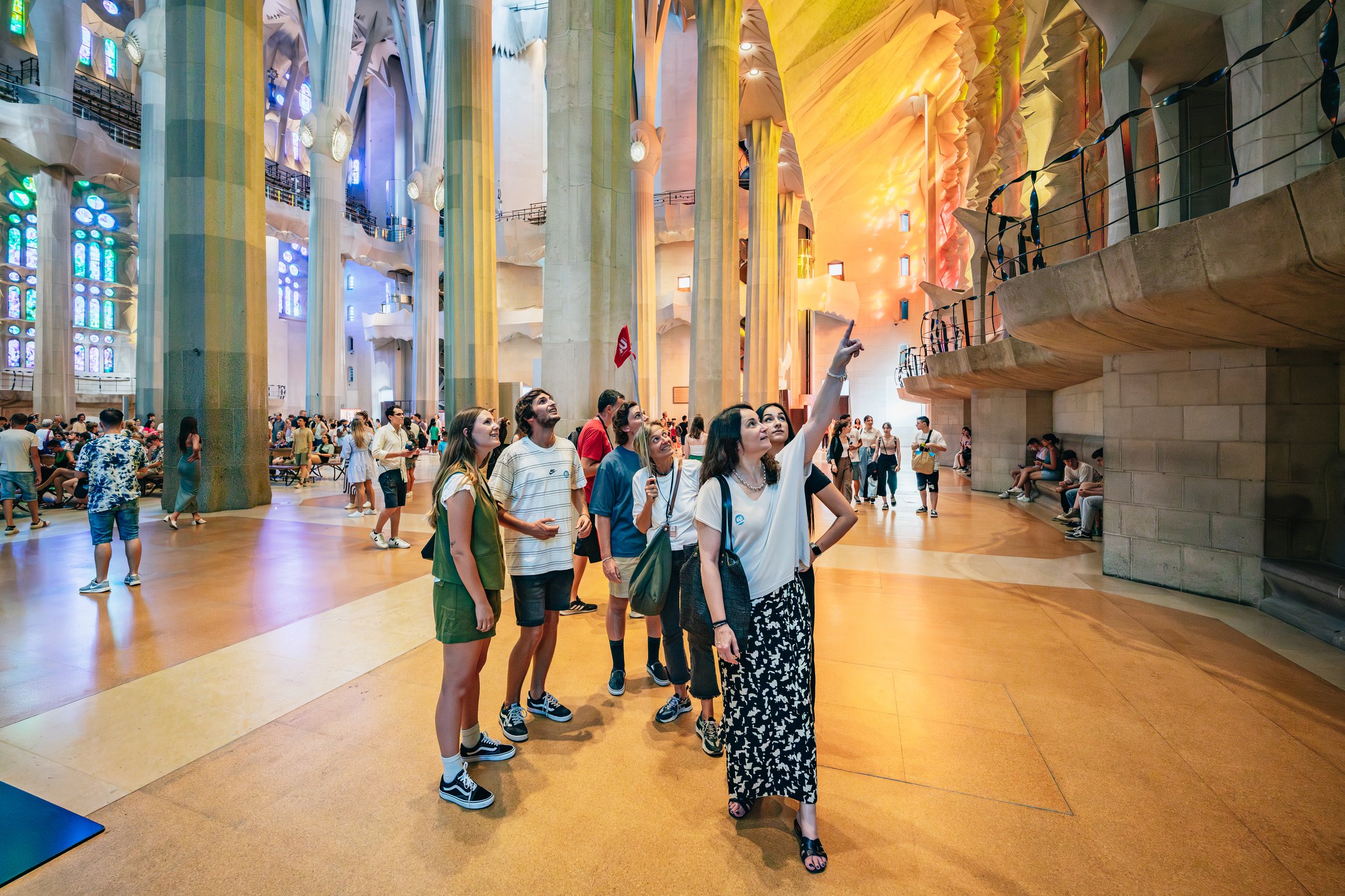 Sagrada Familia skip the line tour and basilica interior — image 9
